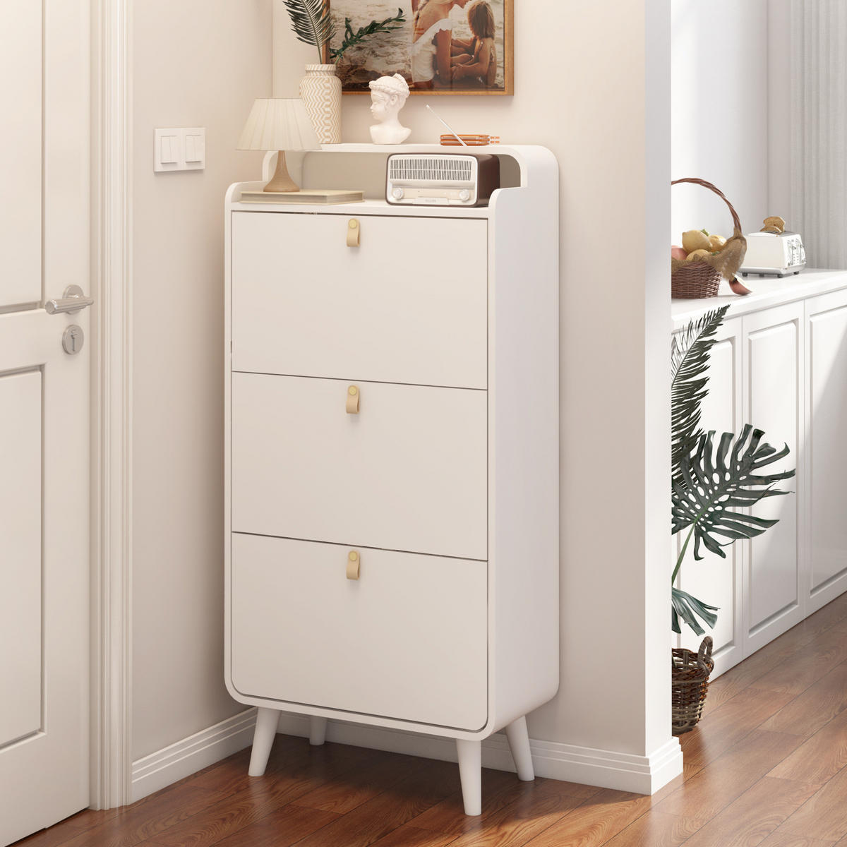 SCHUHSCHRANK 63/30/134 cm weiß aus MDF und Melamin mit 3 Klapptüren und oberem Ablagefach - Weiß, Holzwerkstoff (63/133.7/29.5cm) - OKWISH