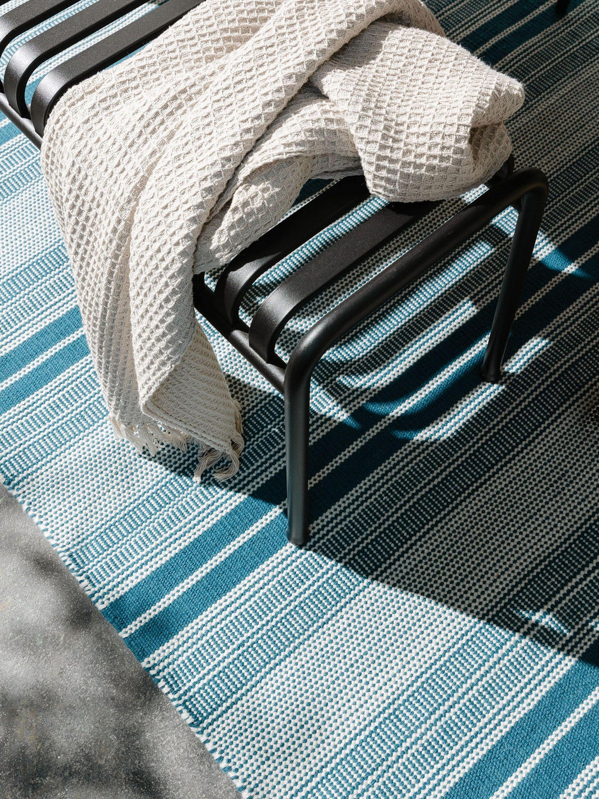 OUTDOOR-TEPPICH Siena handgewebt 200/300 cm - Petrol, Kunststoff (200/300cm) - benuta Nest