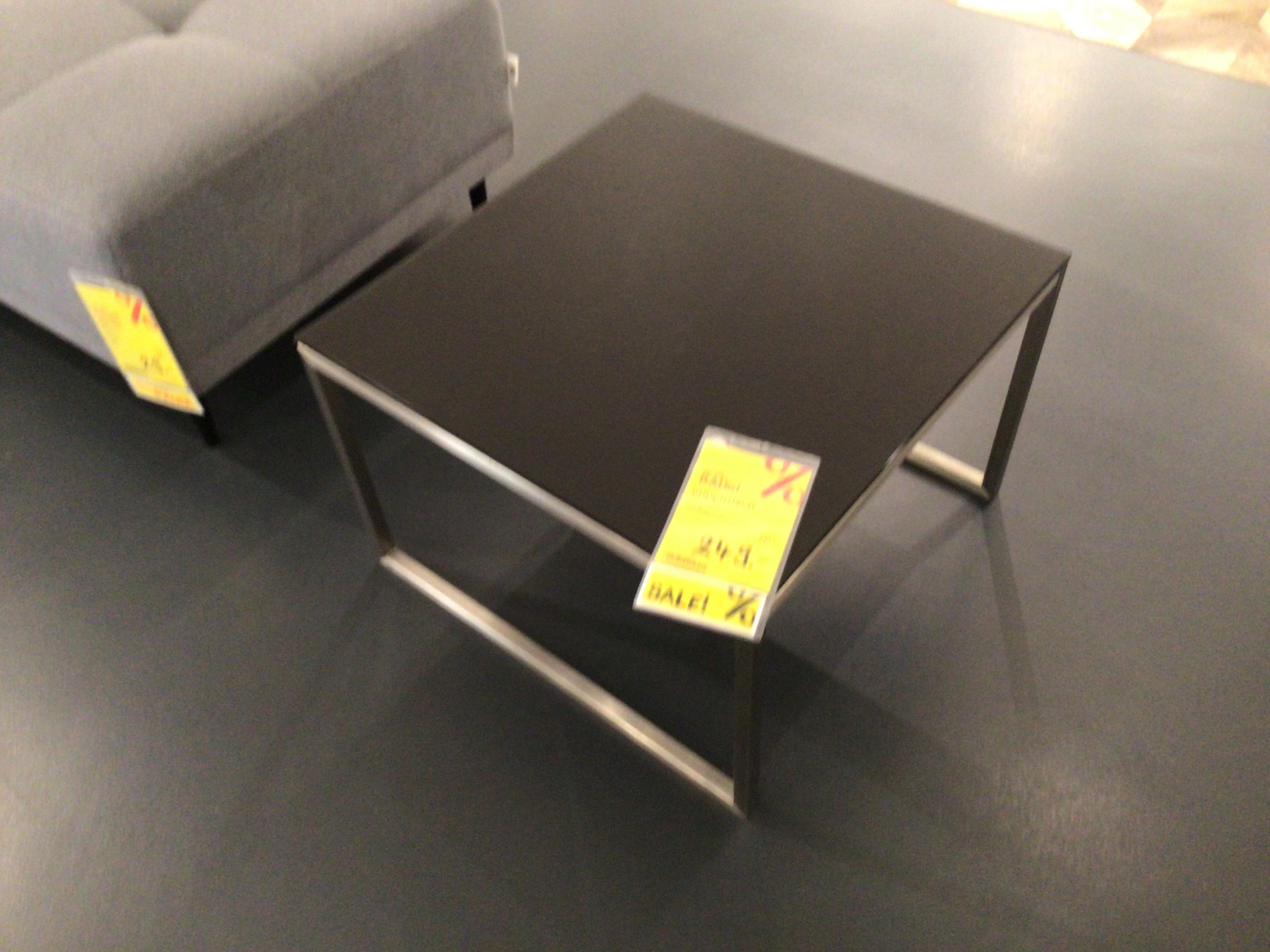 COUCHTISCH