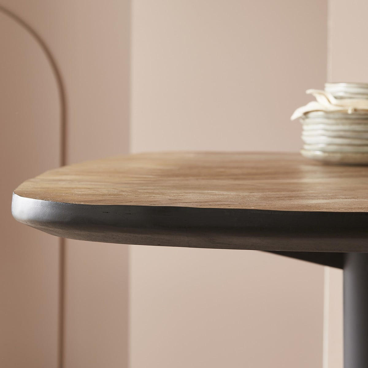 MASSIVHOLZTISCH L220 cm – BERNARD - Eichefarben, Holzwerkstoff (104/104/76cm) - Signature