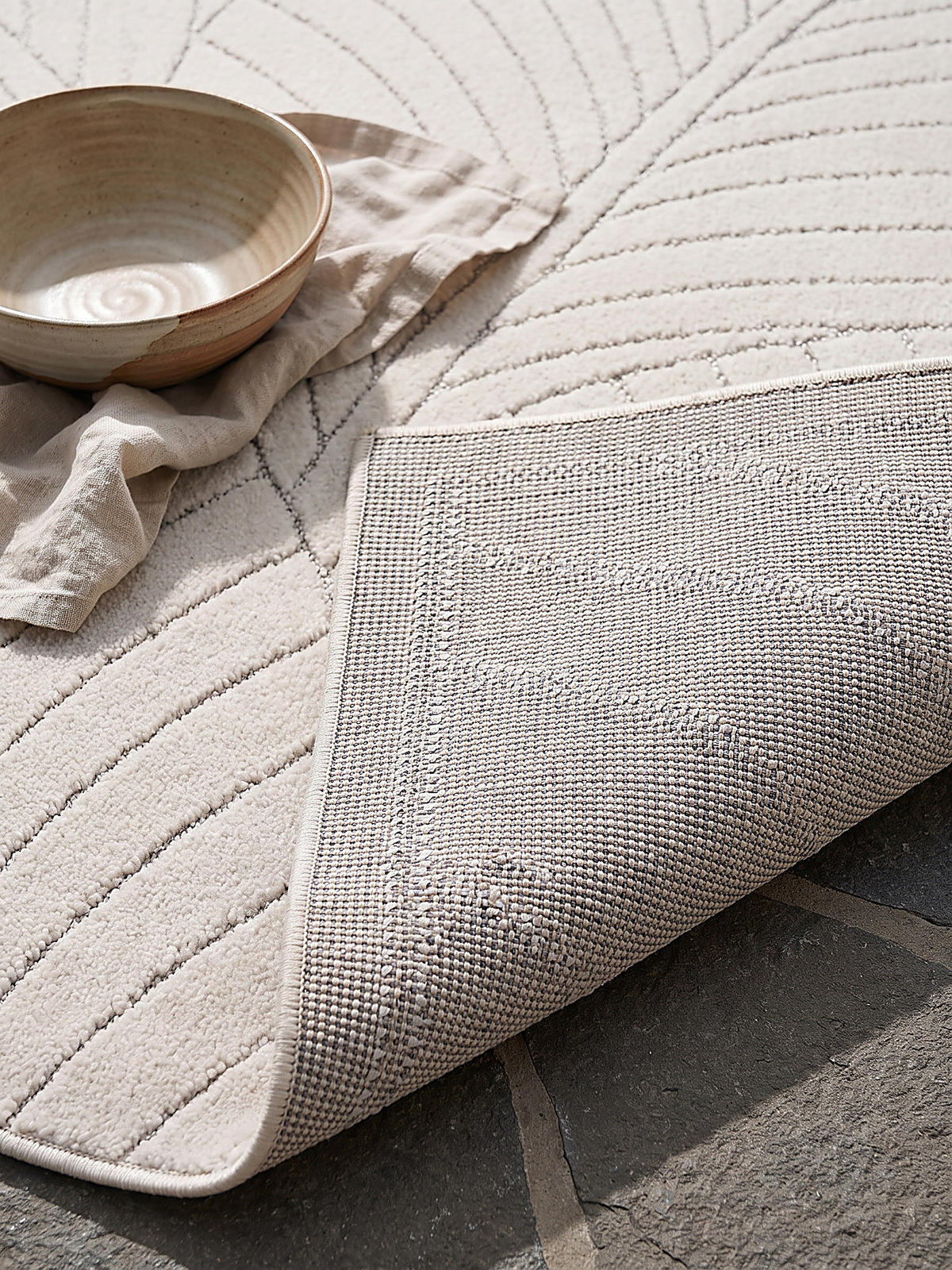 TEPPICH Outdoor, Fußbodenheizung-geeignet, mit Blattmotiv, ENGADIN in Creme, Ø 200 cm - Creme, Textil (200/200cm) - KADIMA DESIGN