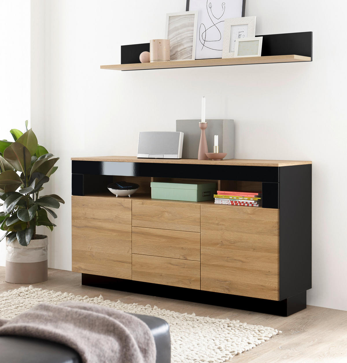 SIDEBOARD Grandson Eiche, schwarz Hochglanz, Kommode 149 x 85 cm - Schwarz Hochglanz/Eichefarben, Holzwerkstoff/Kunststoff (149/85/43cm) - Furn.Design