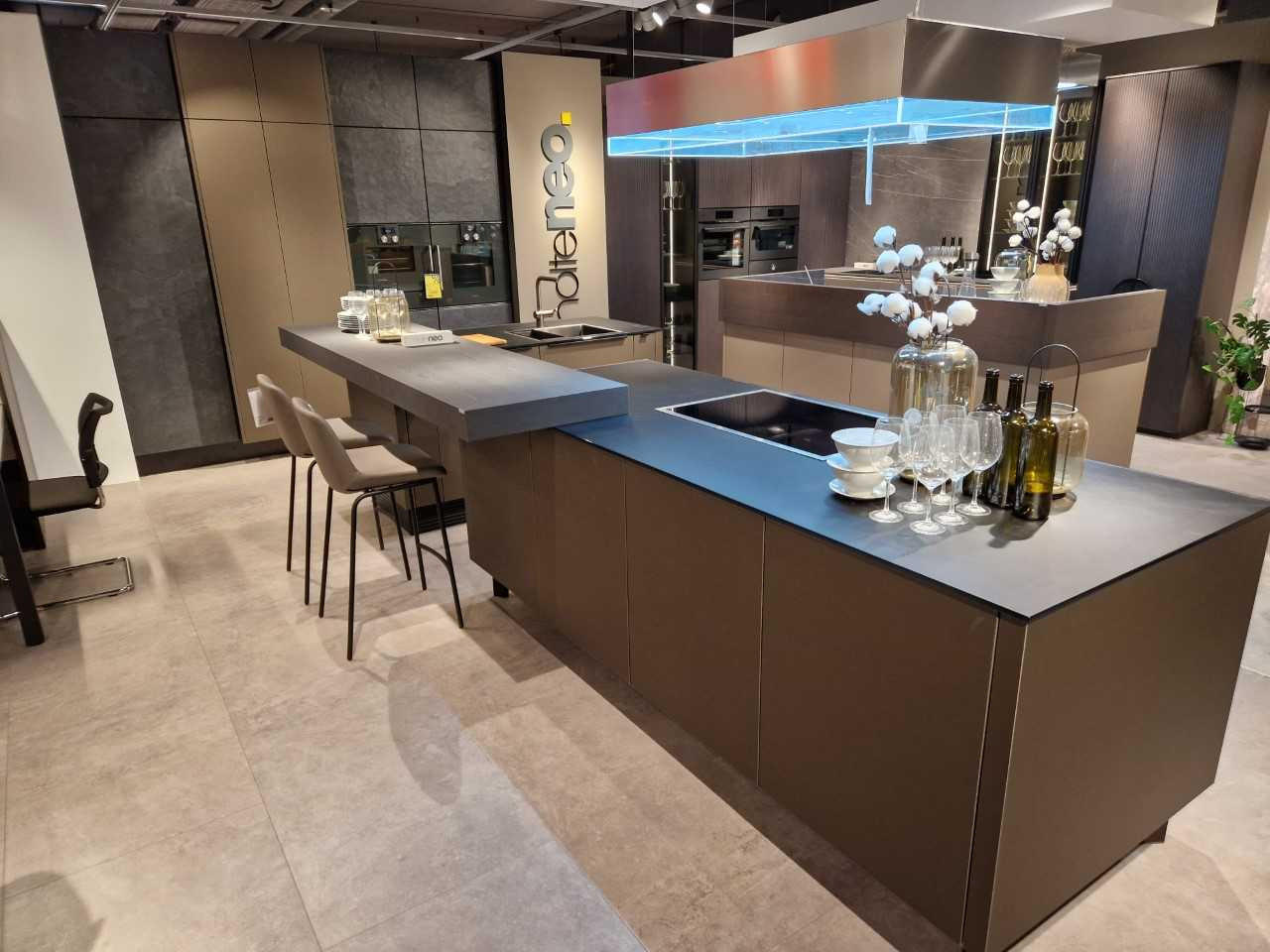 EINBAUKÜCHE NEO PURE - Dieter Knoll