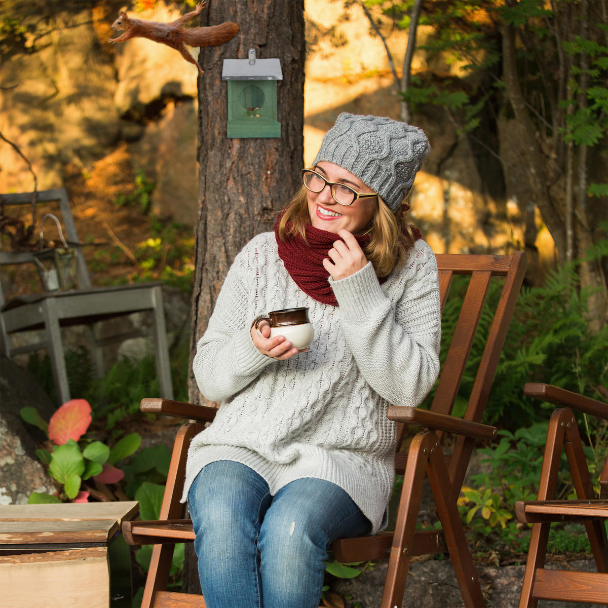 EICHHÖRNCHEN Futterhaus - Dunkelgrün, Holz/Metall (12/18/25cm) - Relaxdays