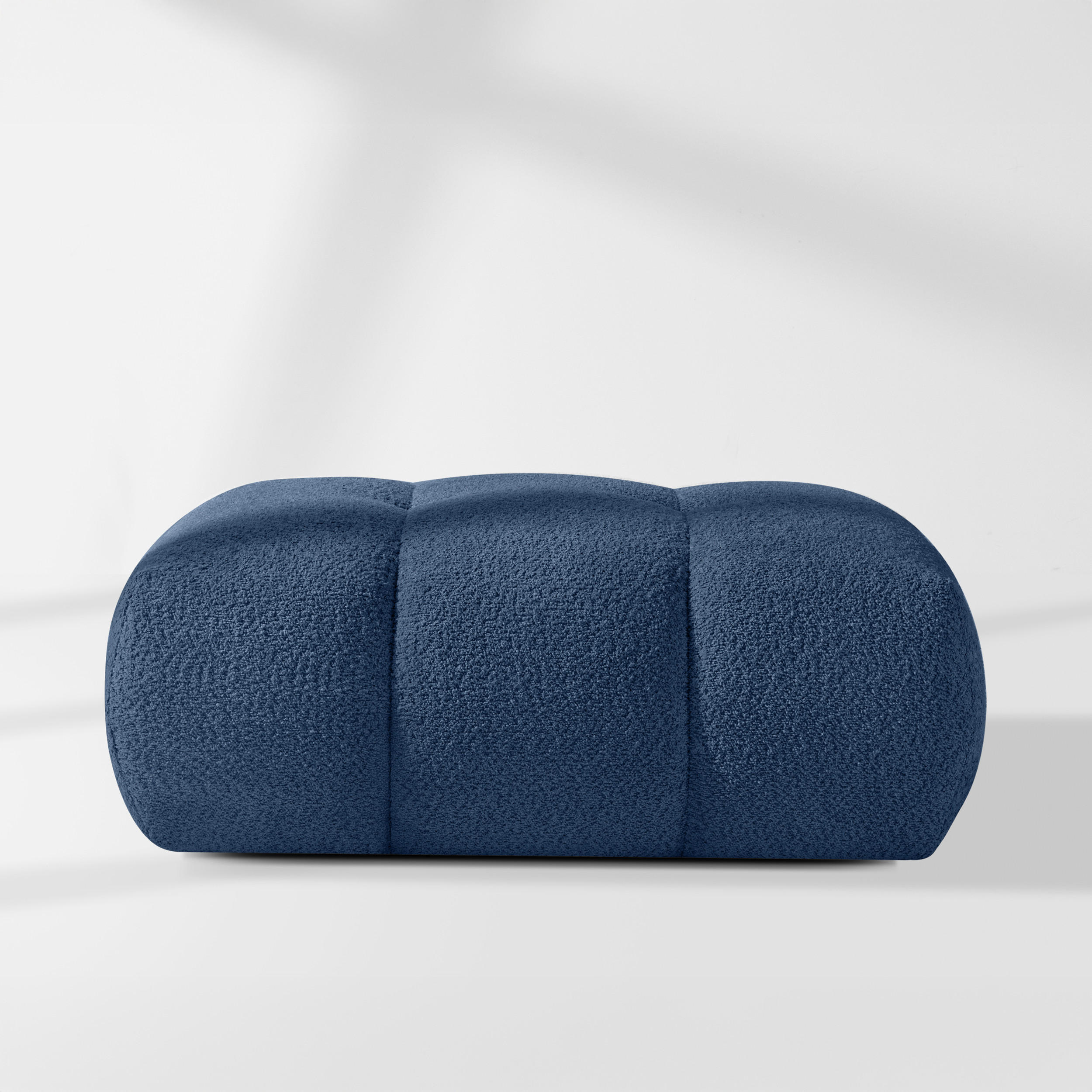 POUF LIRA, Dunkelblau, Bouclé - Dunkelblau, Holz/Holzwerkstoff (96/43/50cm) - KONSIMO®