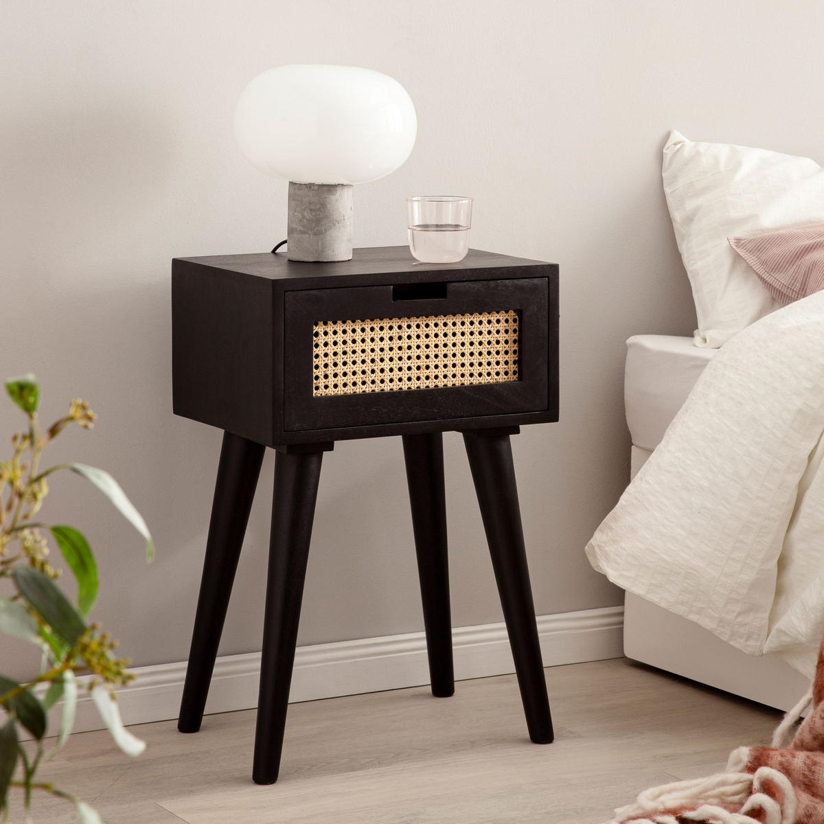 NACHTTISCH – Mango Massivholz/Rattan, 40x60x30 cm, Schwarz, 1 Schublade, Wiener Geflecht - Schwarz, Holz (40/60/30cm) - KADIMA DESIGN
