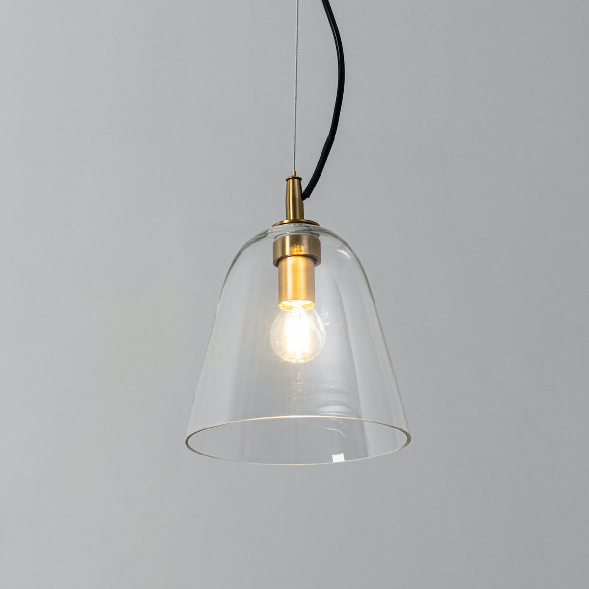 HÄNGELEUCHTE Cindy, Gold / Messing, 18cm - Goldfarben, Glas (18/18/17cm) - KOSILUM