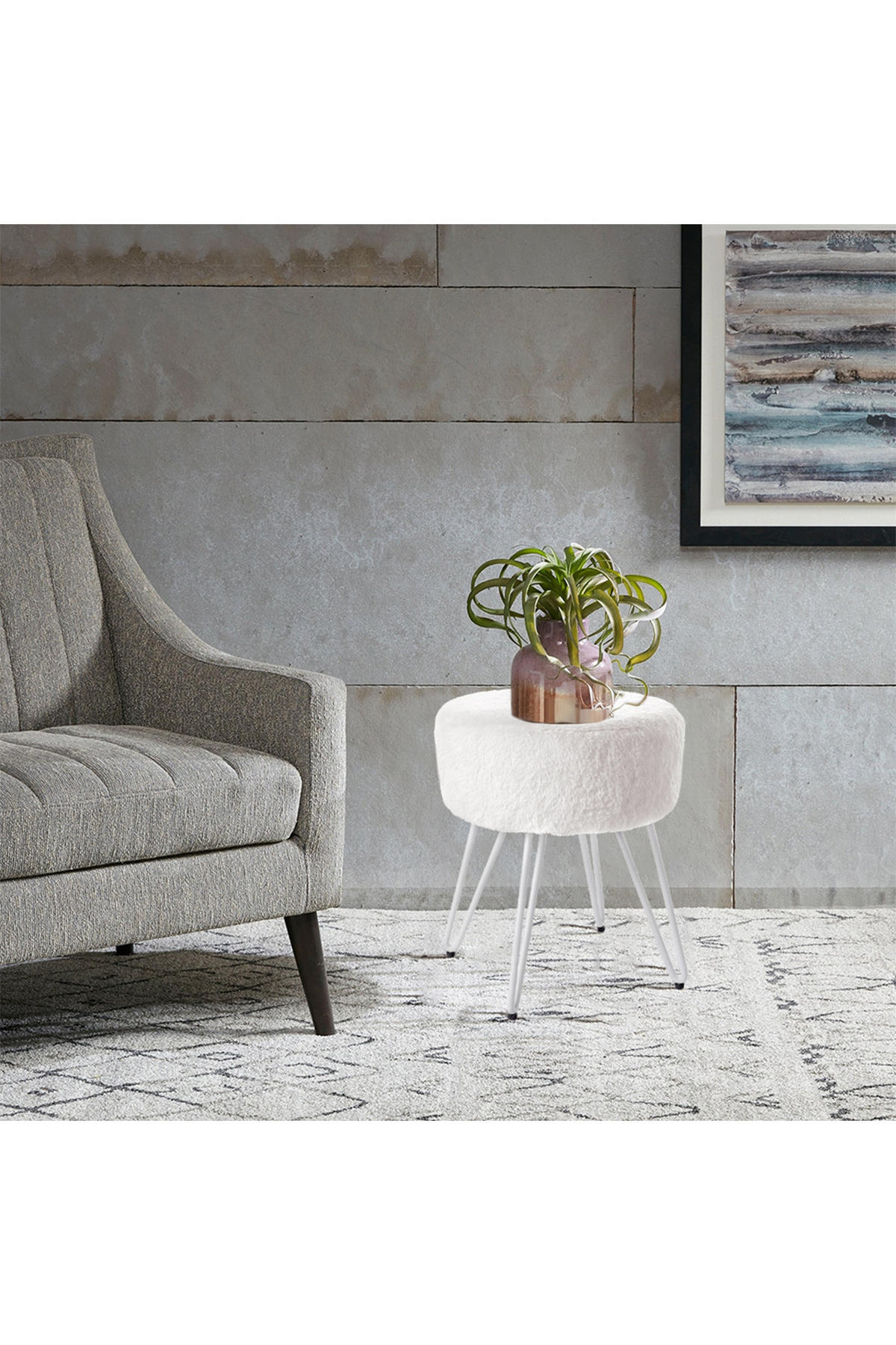 POLSTERHOCKER aus Kunstpelz Eisen in Weiß Rund Eisenbeine Plüsch Vielseitig einsetzbar Komfortable Sitzfläche 35 x 35 x 42 cm - Weiß, Textil/Metall (35/42/35cm) - Livingandhome