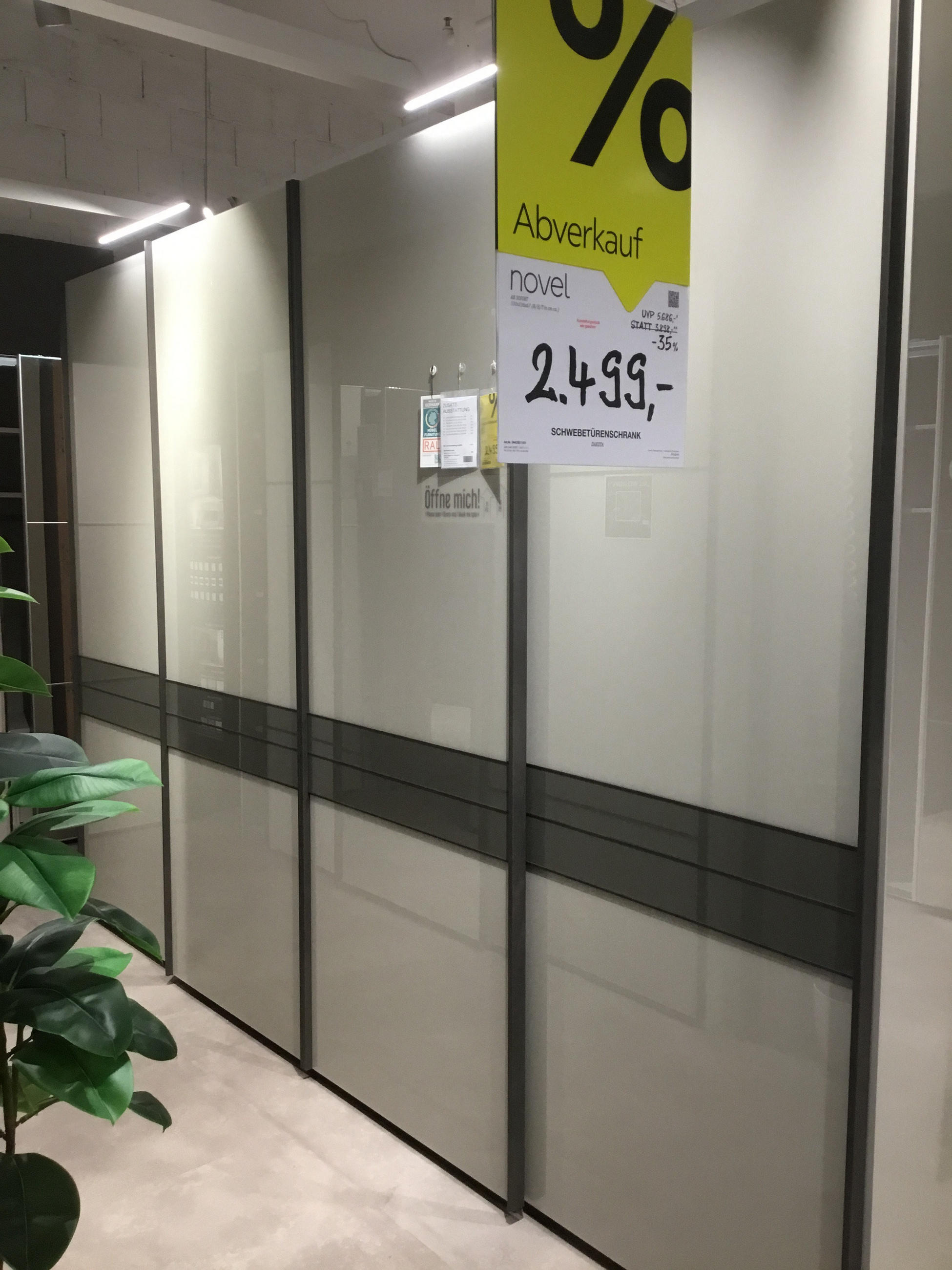 Schwebetürenschrank Dakota - Novel