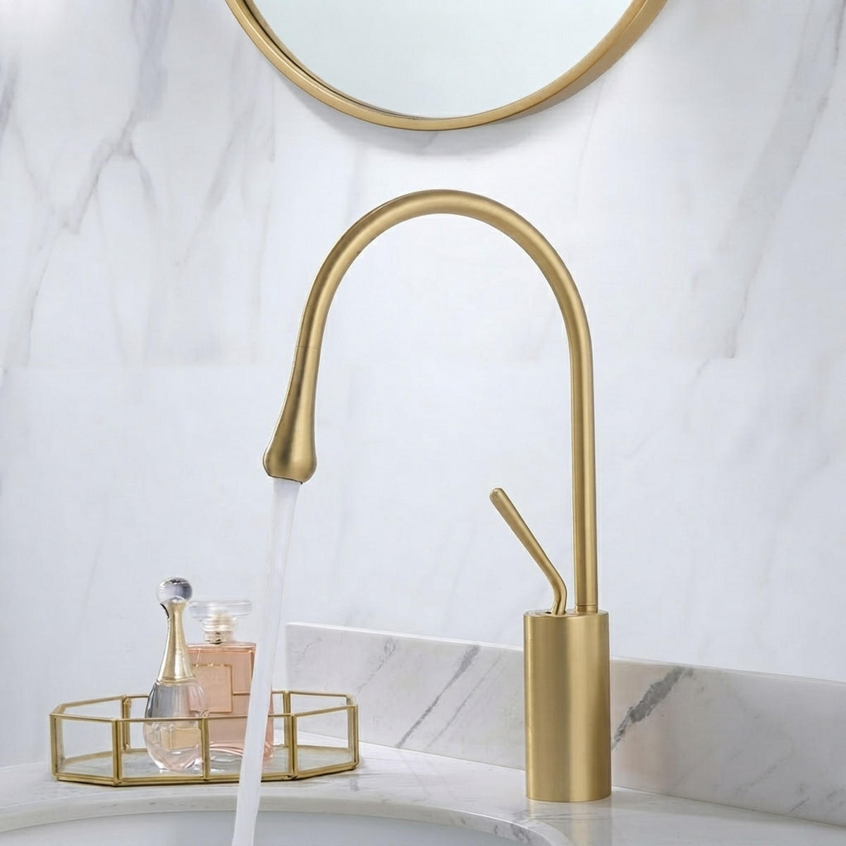 BADEZIMMERARMATUR, 35 x21 cm, gold - Goldfarben, Metall (49/7/26cm) - Vallsero