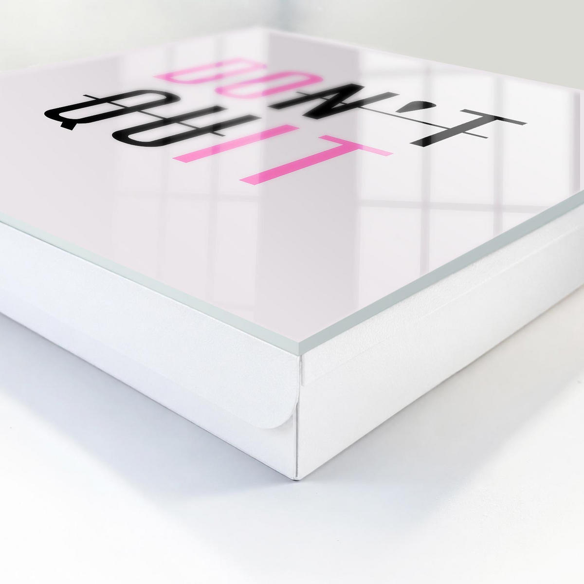 SCHLÜSSELBOX Weiß 30x30 cm – Türöffnung nach rechts - Motivationstypografie - Schwarz, Metall (30/30/5cm) - TULUP