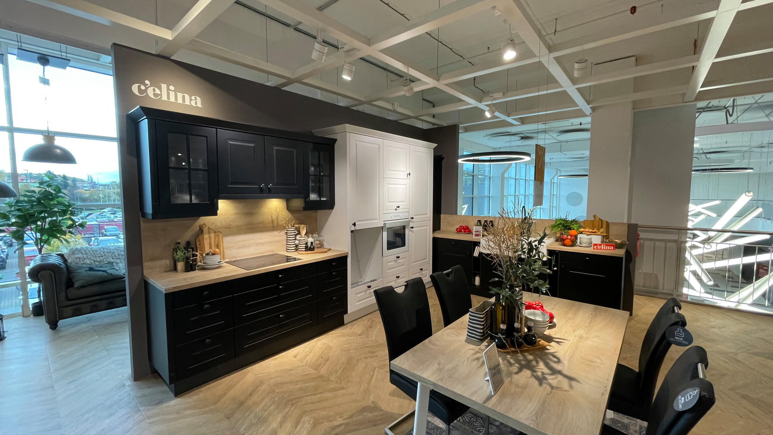 Vestavěná kuchyň - Celina