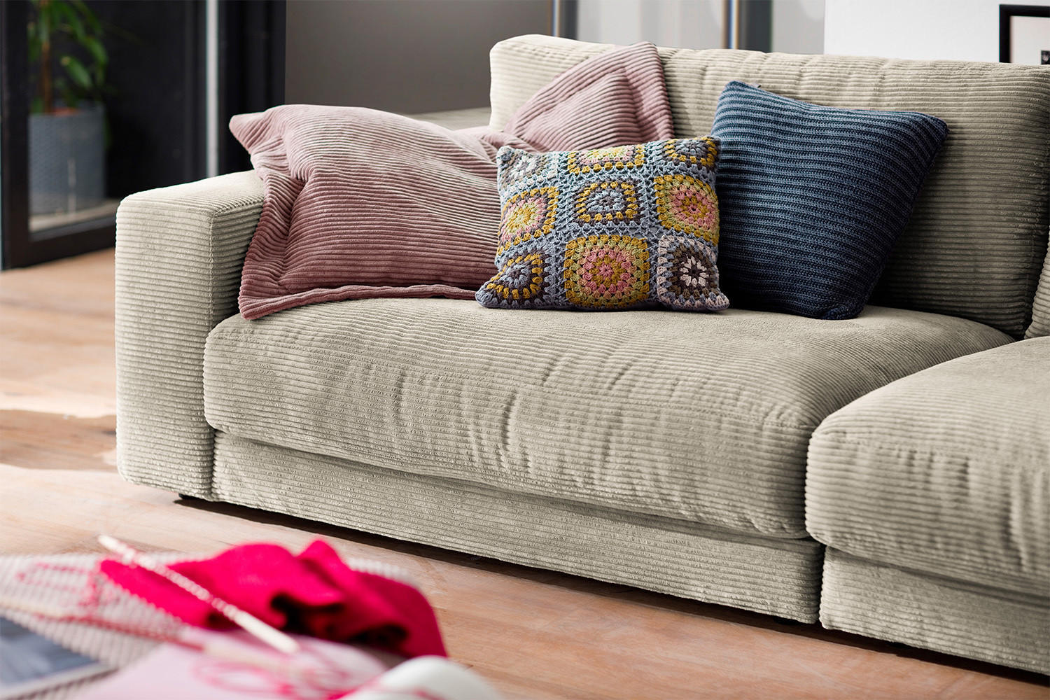 SOFA 3-SITZER MADELINE Grau Cord - Greige/Schwarz, Textil (290/85/127cm) - KAWOLA