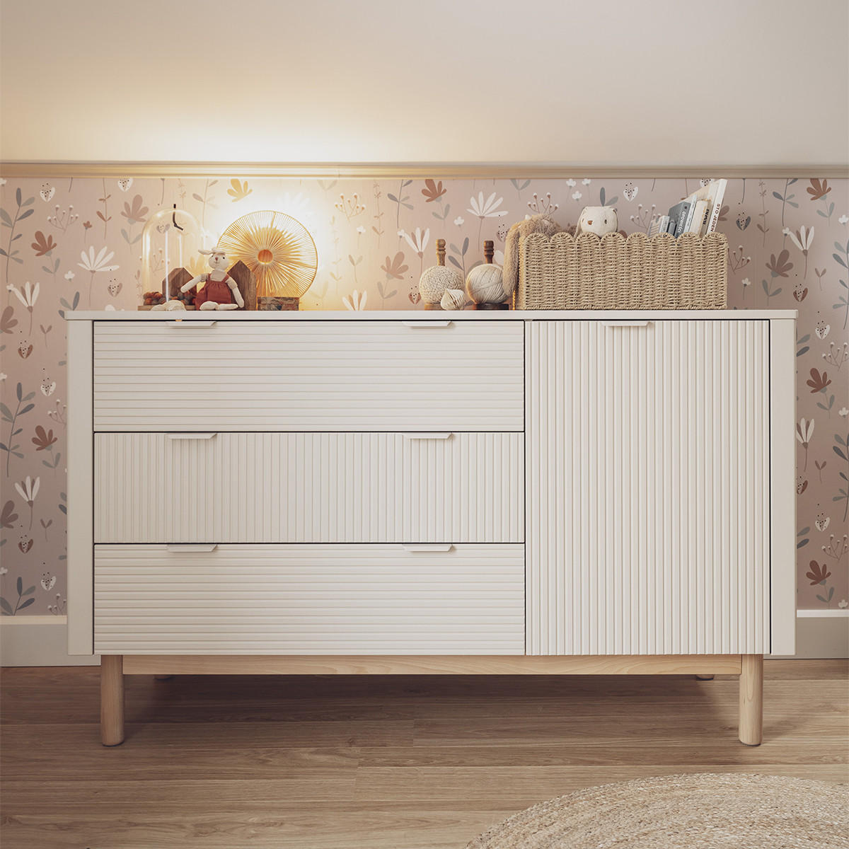 DĚTSKÁ KOMODA Miloo Šampaňské - béžová, kompozitní dřevo (144.5/90.5/52.5cm) - Petits-meubles