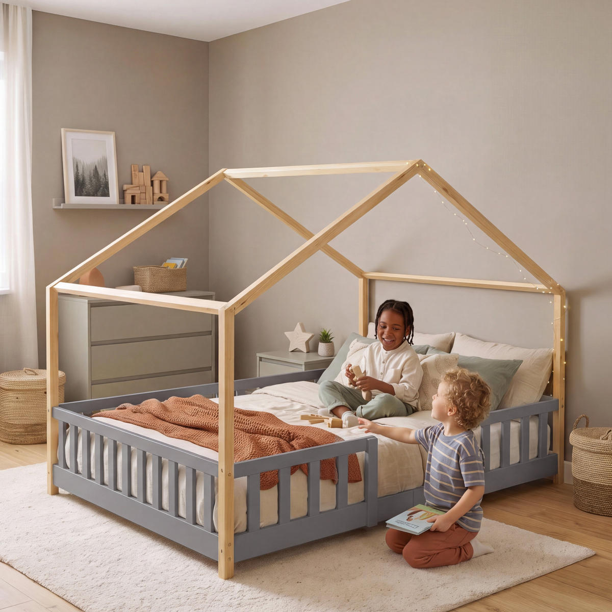 HAUSBETT Treviolo - Hellgrau/Naturfarben, Holz (120/200cm) - [en.casa]