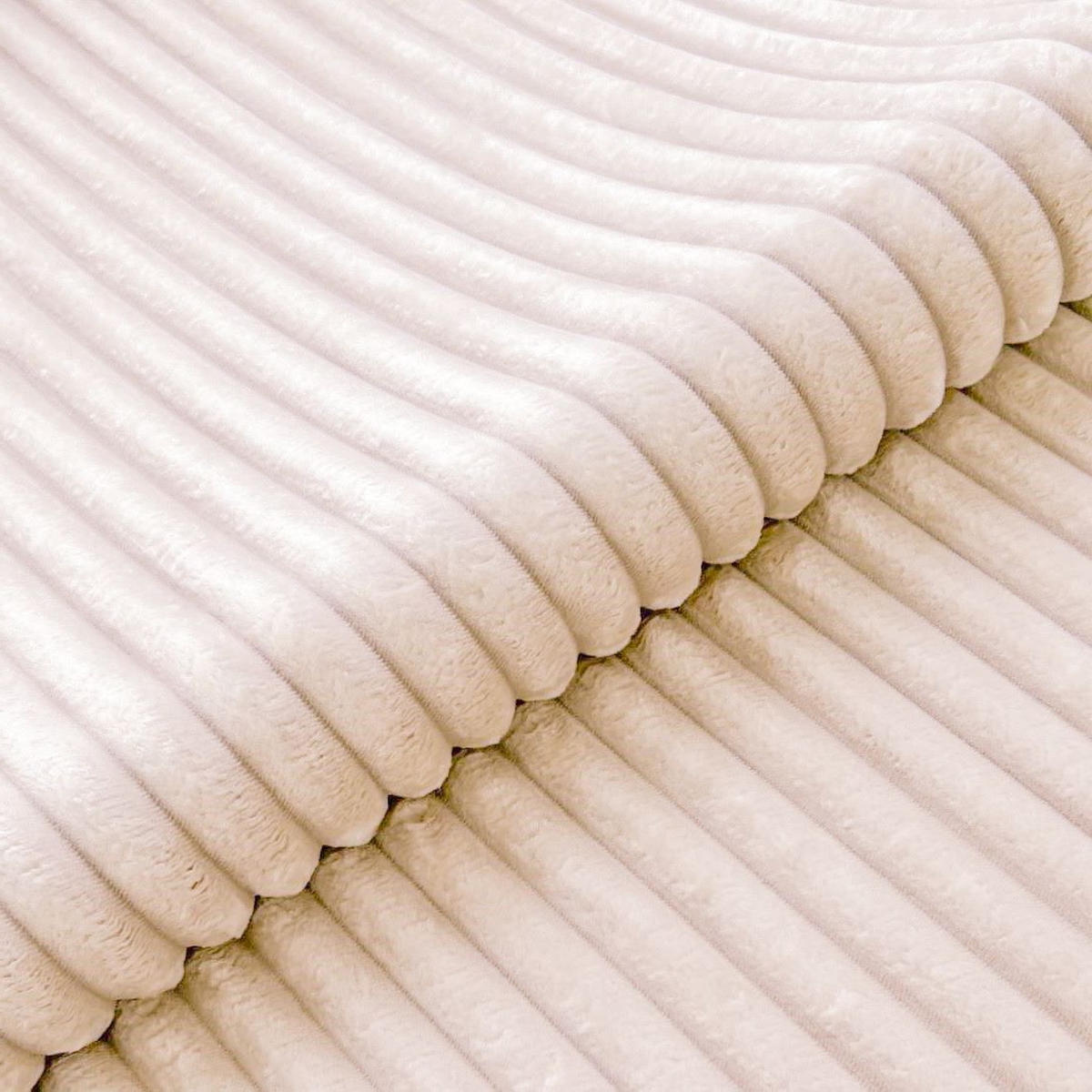 ECKSOFA Wolke mit tiefer Sitzfläche, Schlaffunktion und praktischem Bettkasten aus weichem Creme Cordstoff - Creme/Schwarz, Holz/Kunststoff (225/162cm) - S-Style