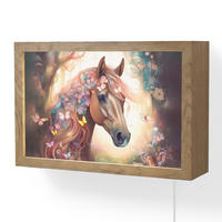 NÁSTĚNNÁ LAMPA Kůň - Příroda - Květiny - Motýli - Les 30x20 cm - tmavě hnědá, kompozitní dřevo (30/20/8cm) - OnlyWow