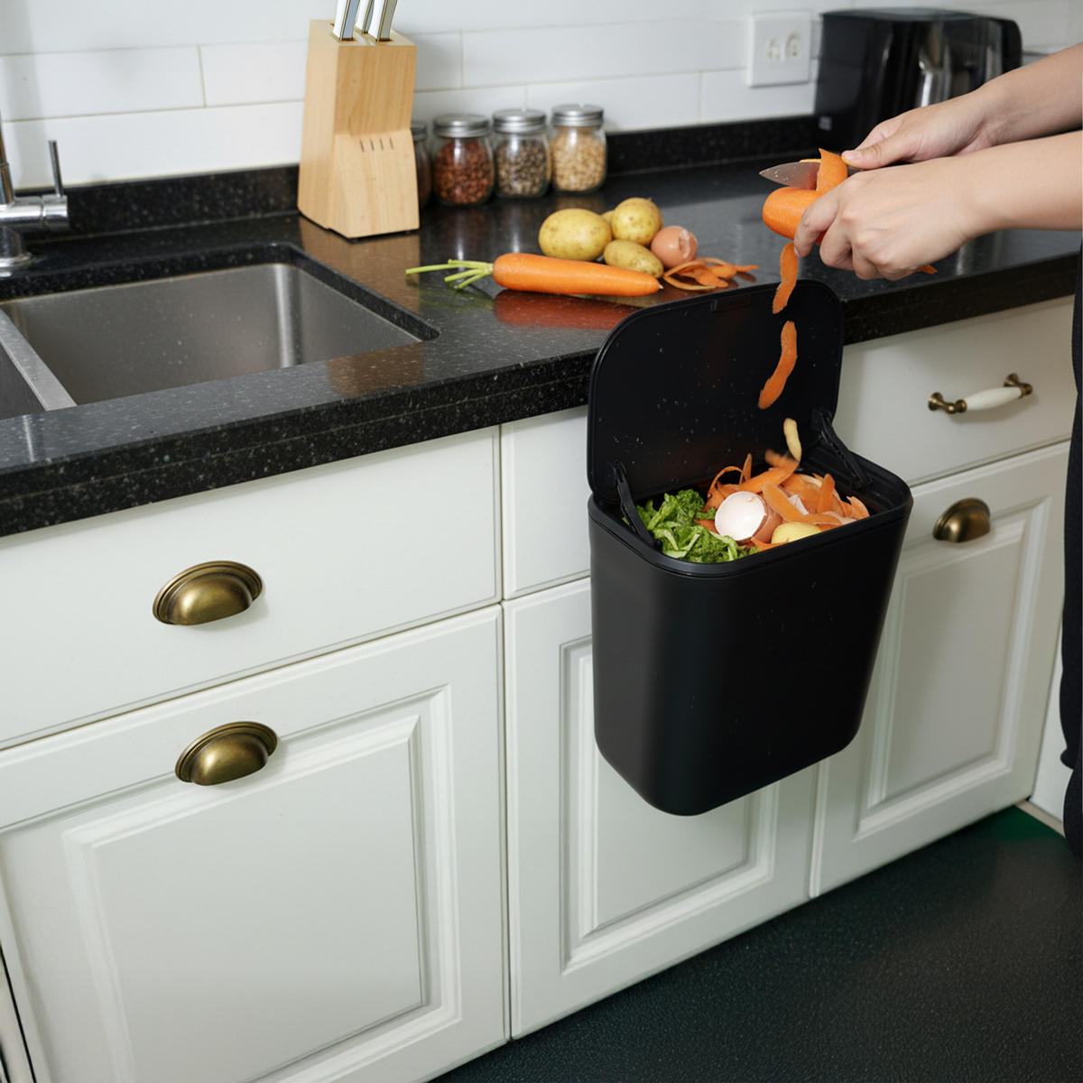 KÜCHENMÜLLEIMER 9L - Schwarz, Kunststoff (26/28.5/15.5cm) - Relaxdays