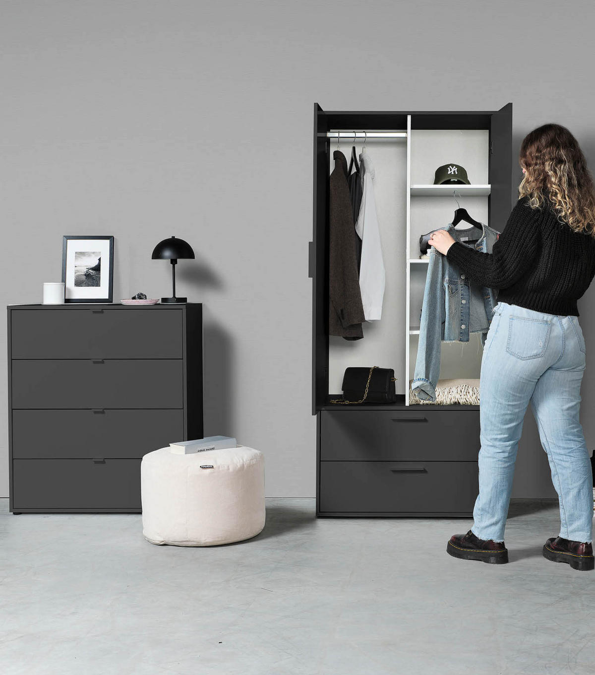 KLEIDERSCHRANK Der Kleiderheld - Anthrazit, Holzwerkstoff (80/180/51cm) - Mokebo