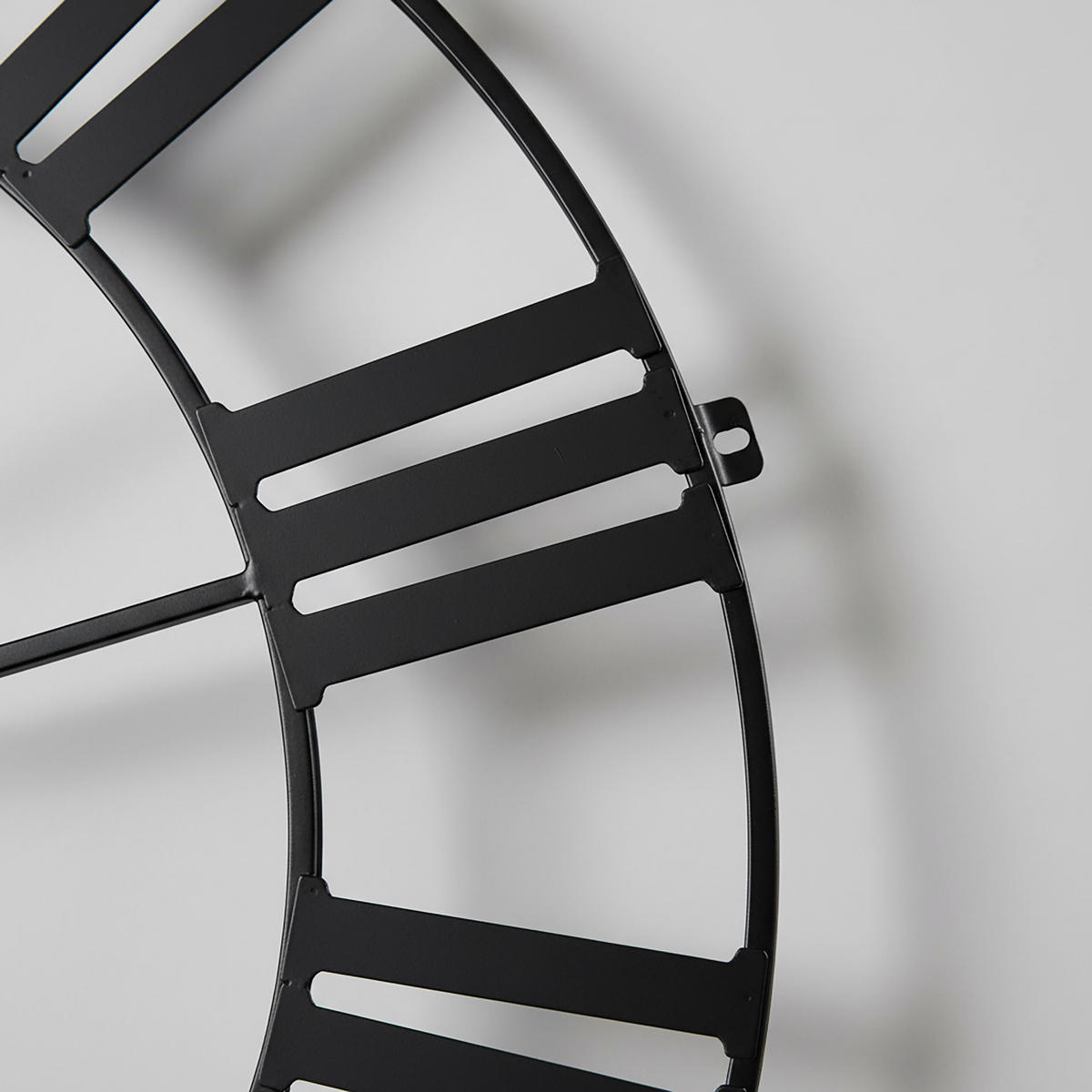 NÁSTENNÁ hodina - čierna, kov (60/60/3.5cm) - Relaxdays