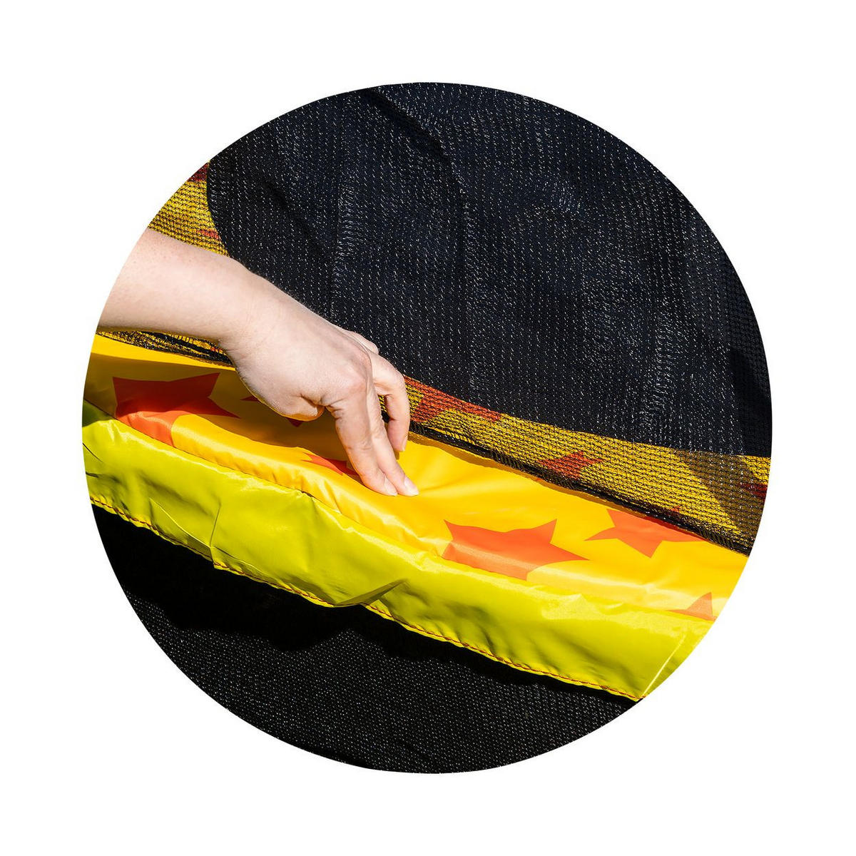 KINDERTRAMPOLIN Funny 140 cm gelb Gummibänder Federabdeckung Reißverschluss - Gelb, Textil (140/140cm) - Chipolino