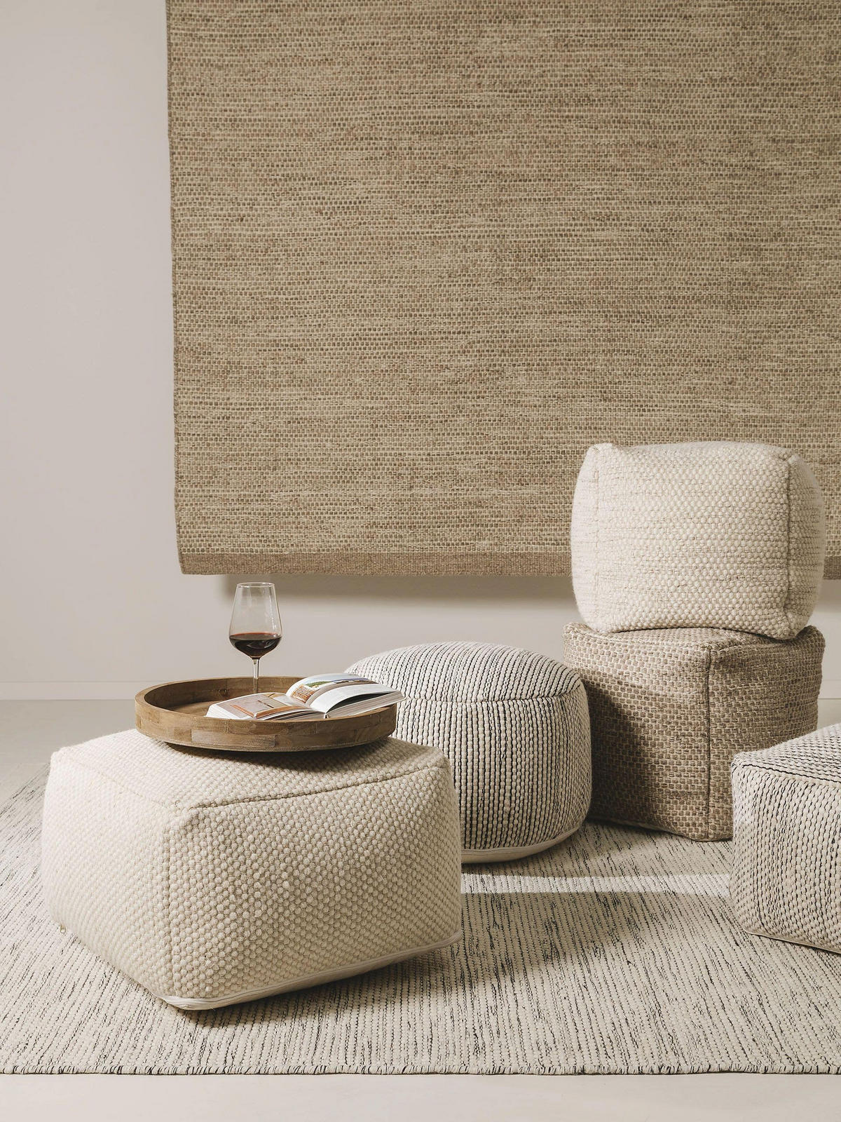 WOLL-POUF handgefertigt Rocco Taupe 45x45x45 cm - Taupe, Textil (45/45/45cm) - benuta Pure