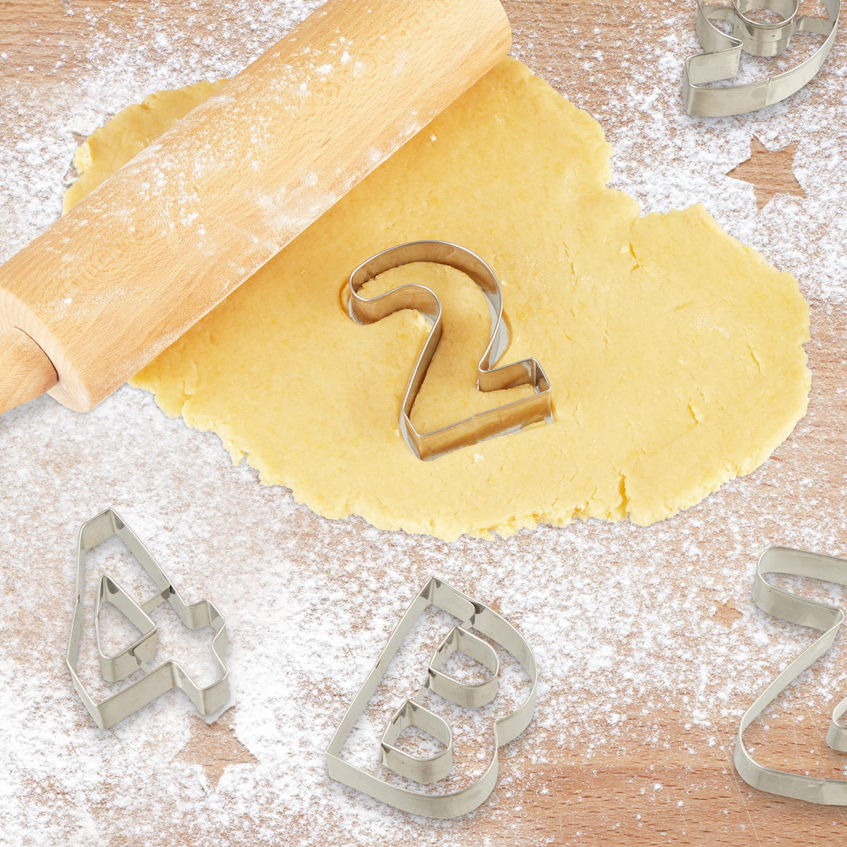 KRÁJAČ na koláče - strieborná, kov (7/7.5/2cm) - Relaxdays