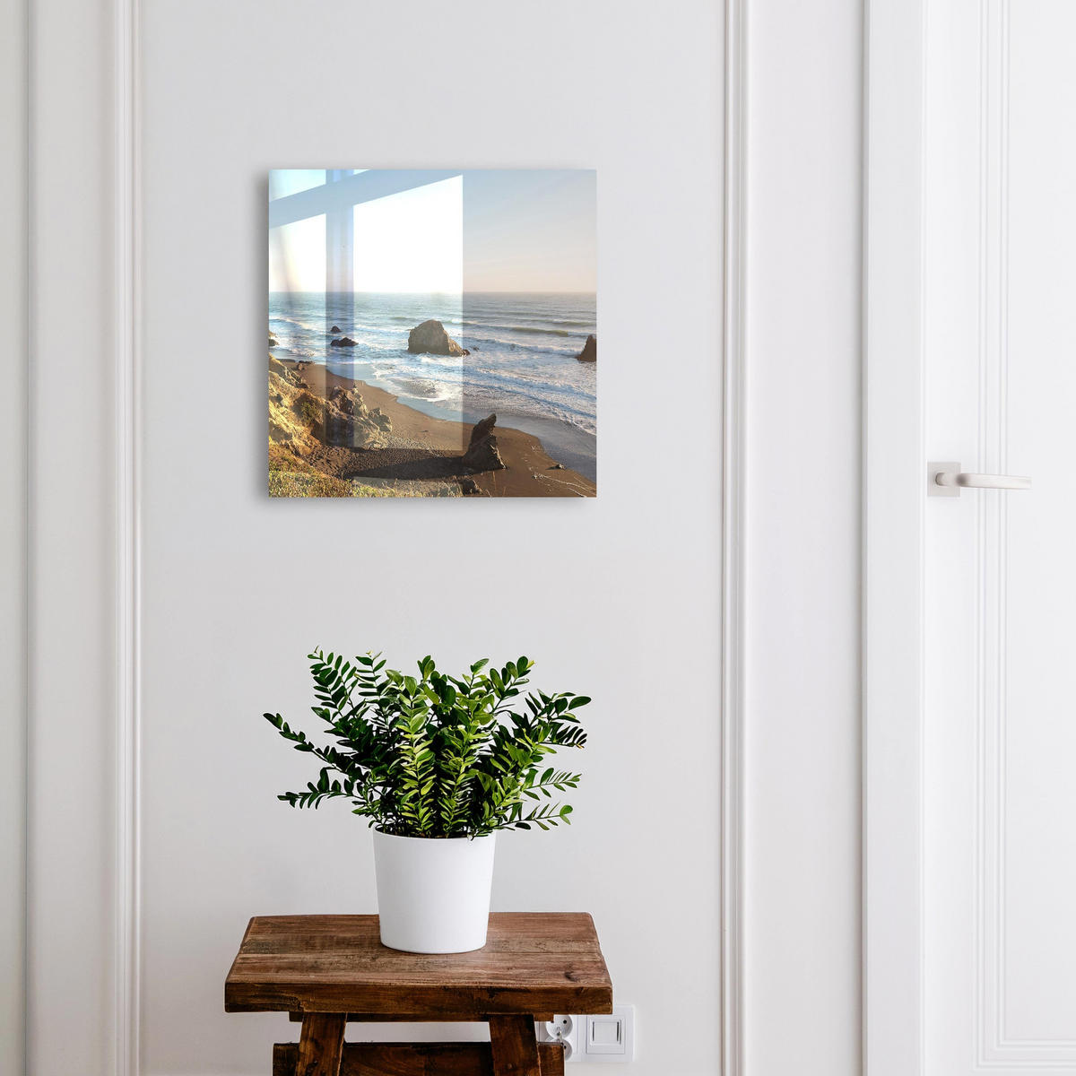 SCHLÜSSELBOX Weiß 30x30 cm – Türöffnung nach rechts - Küstenlandschaft - Blau, Metall (30/30/5cm) - TULUP