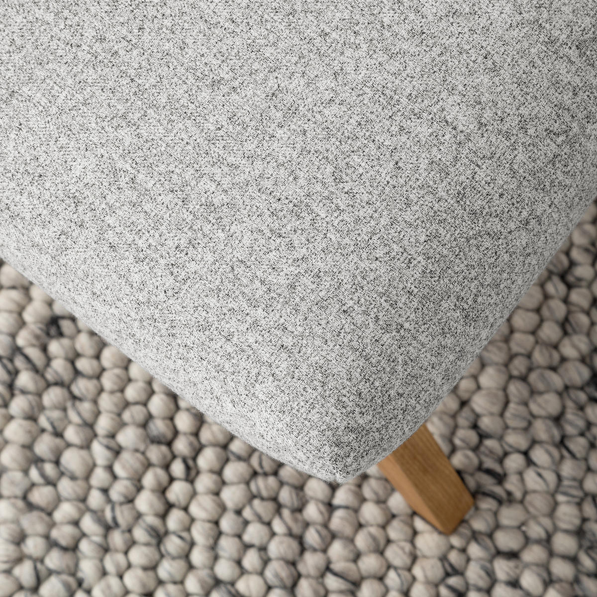 POLSTERHOCKER - Eichefarben/Hellgrau, Eichenholz/Textil (54/41/41cm) - home24