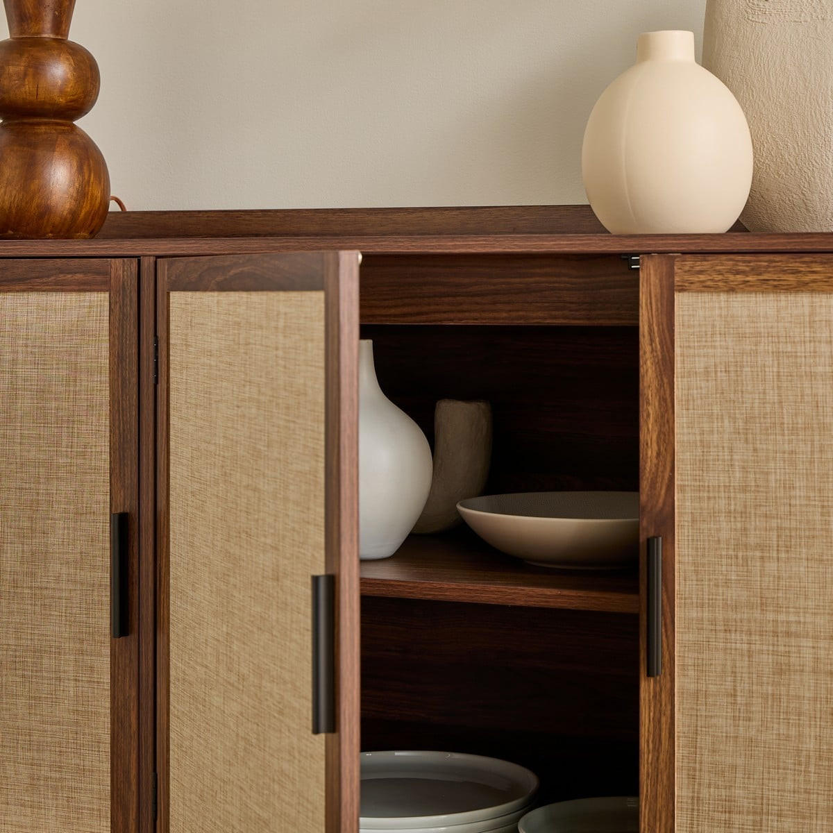 SIDEBOARD mit 3 Türen in Nussbaumdekor und Stofffronten 39,5/79/140 cm - Nussbaumfarben, Holzwerkstoff (39.5/79/46cm) - Calicosy