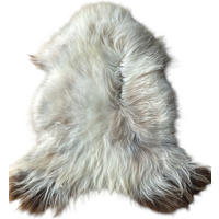 SCHAFFELL Ganzes Island Lammfell Langhaarig Cremeweiß/Braune Spitzen, ca. 120 cm - Creme/Weiß, Fell (70/120cm) - Provellus