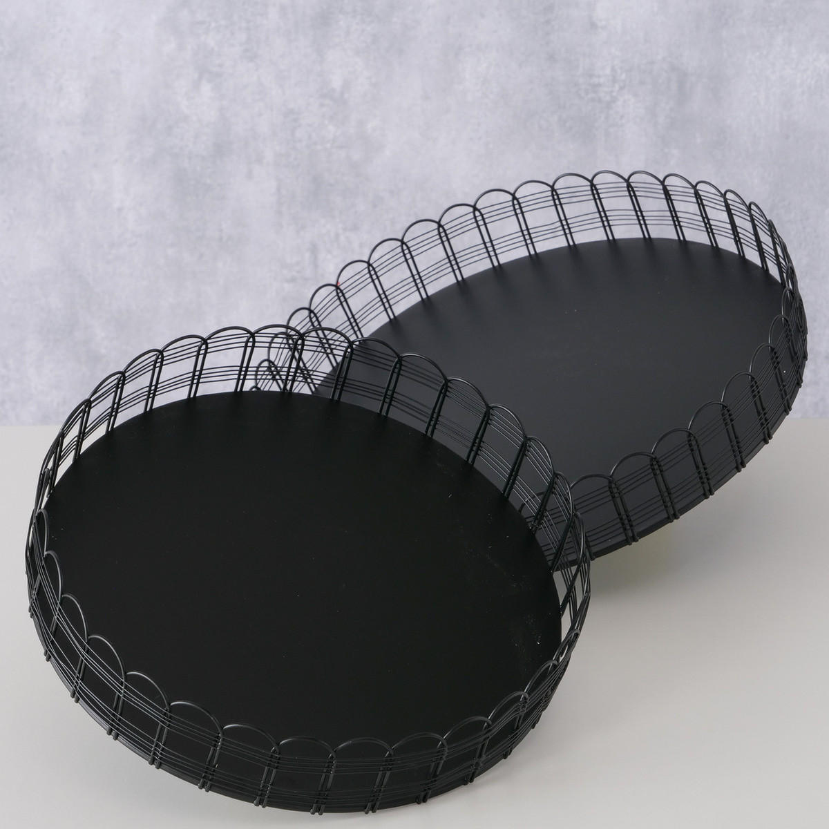TABLETTS von Weira Schwarz - Schwarz, Metall (31/5/31cm) - Boltze Home
