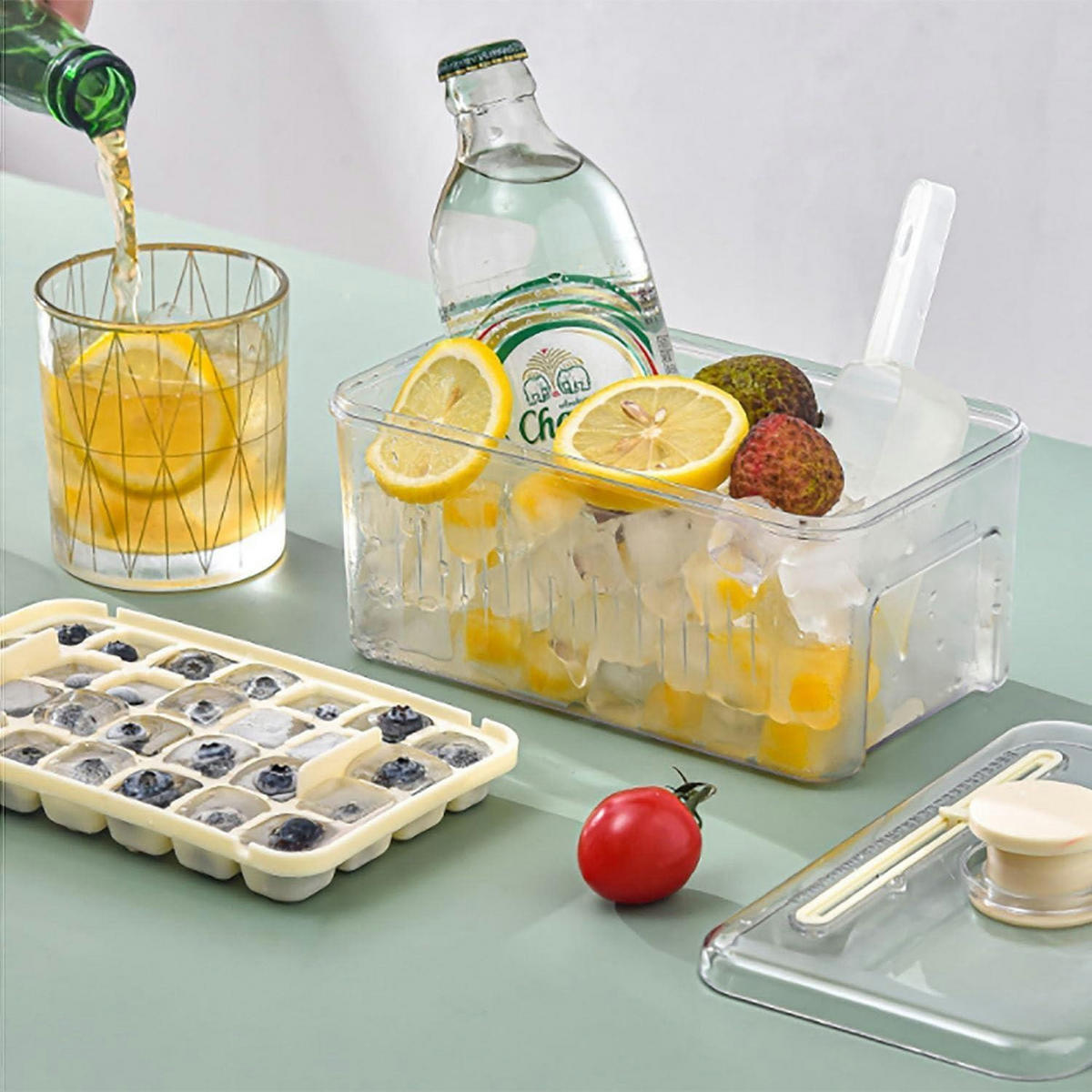 EISWÜRFELFORM mit Deckel und Eisschaufel für 56 Mini-Würfel - Multicolor, Kunststoff (19.1/10.4/19.1cm)