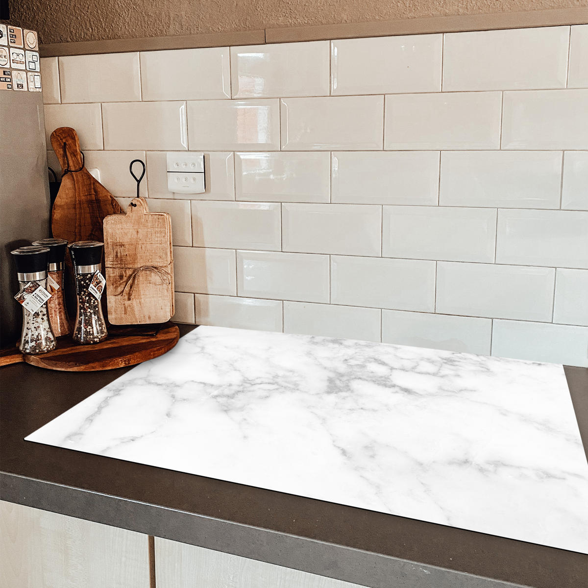 HERDABDECKPLATTE Marmor - Grau - Weiß - Strukturierter Marmor 80x52 cm - Weiß, Kunststoff (80/52/0.2cm) - MuchoWow