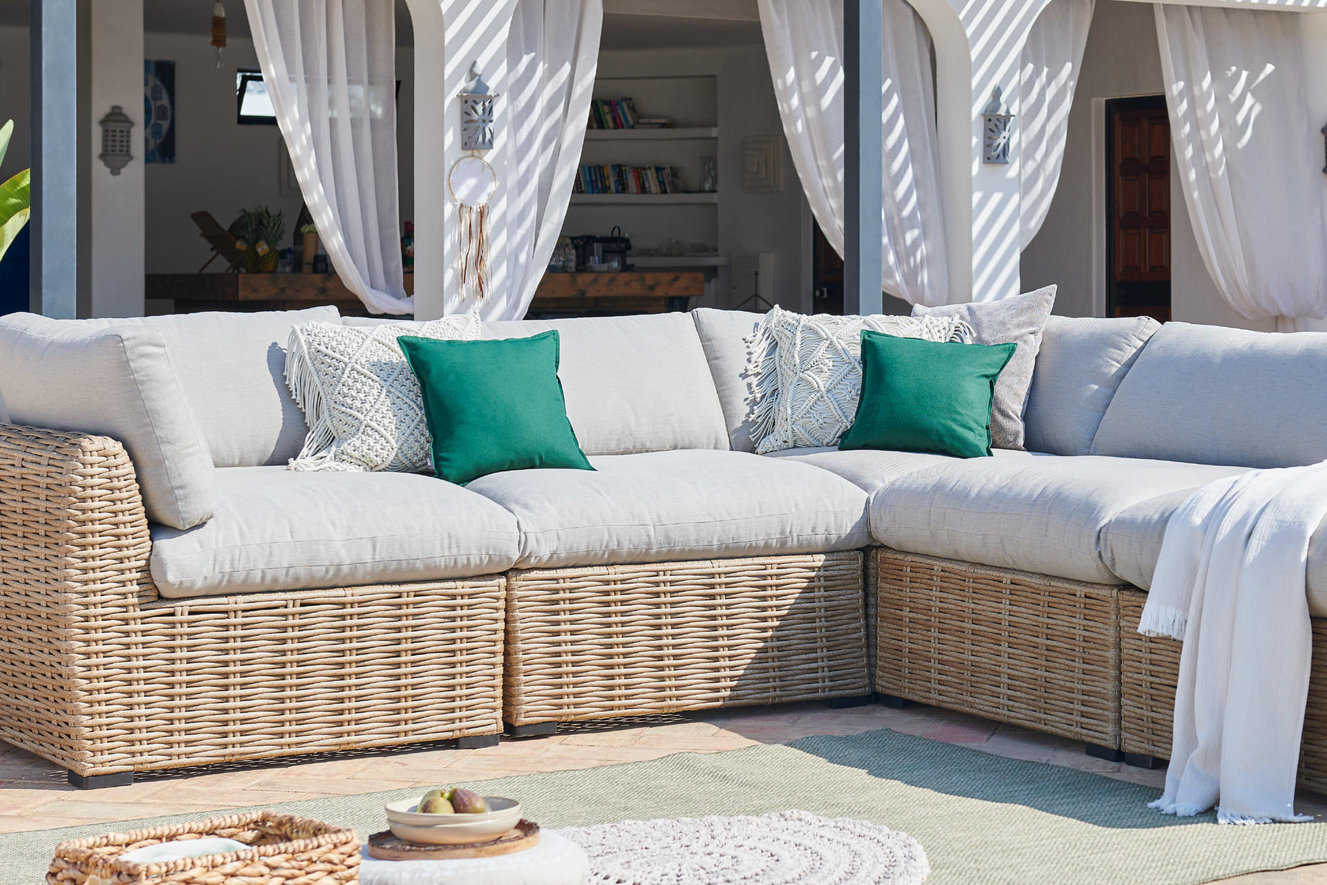 Polyrattan-Gartenmöbel