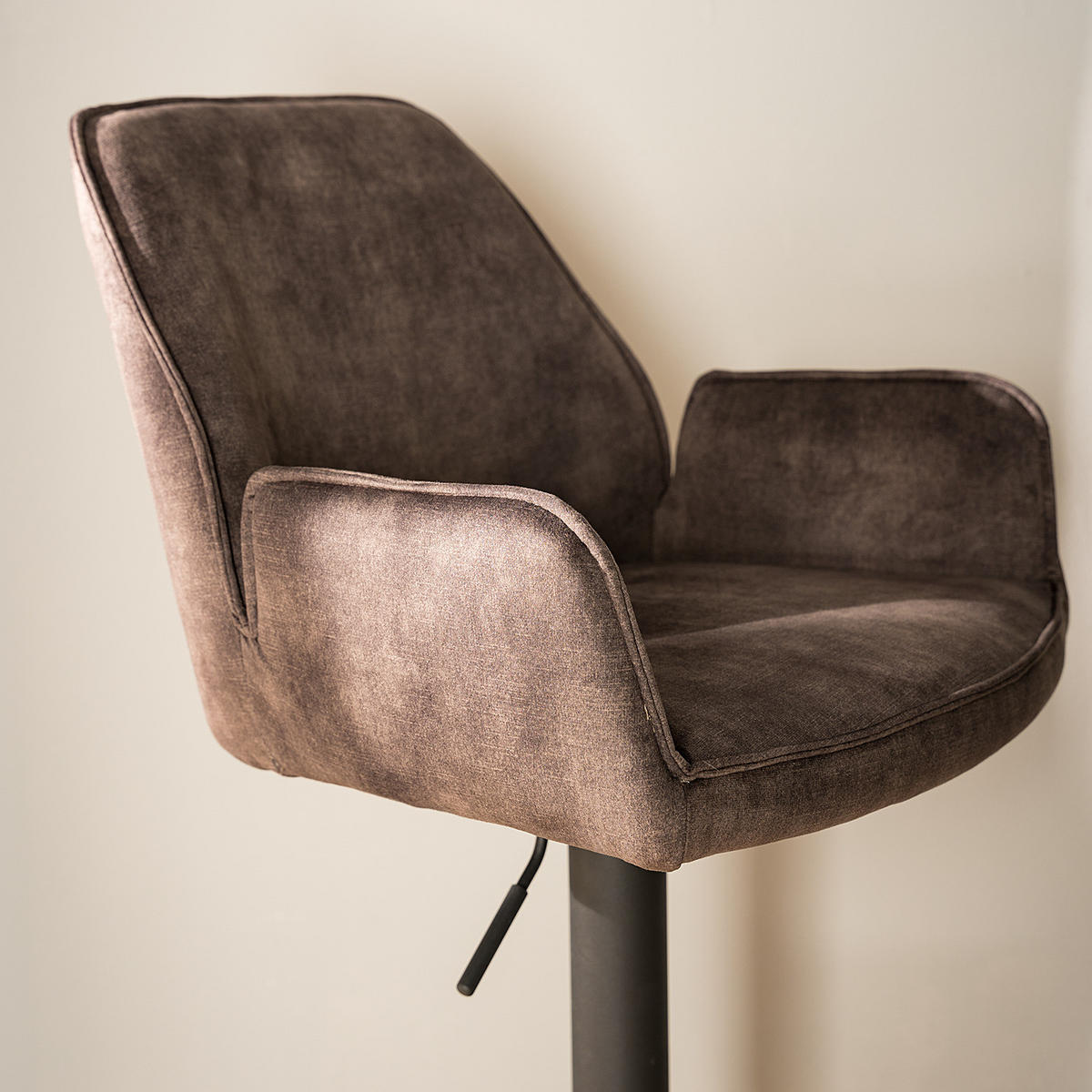 BARSTUHL - 2er-Set - Samt / Eisen - Schwarz/Braun, Textil/Metall (52/99/51cm) - home24