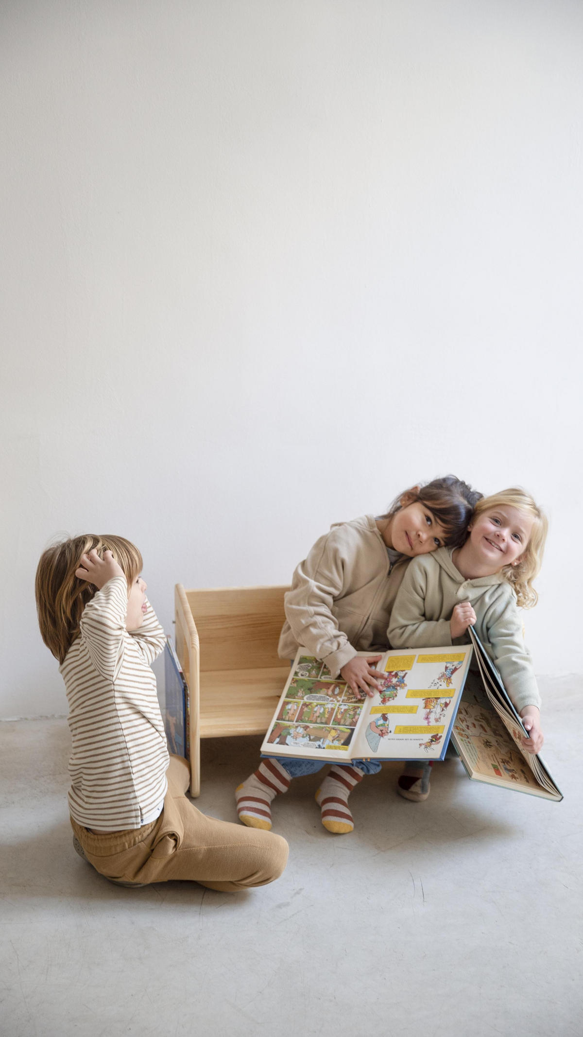 MONTESSORI-BANK aus massivem Kiefernholz in Naturholzfarbe - Beige, Holz (75/39/39cm) - RNT By Really Nice Things