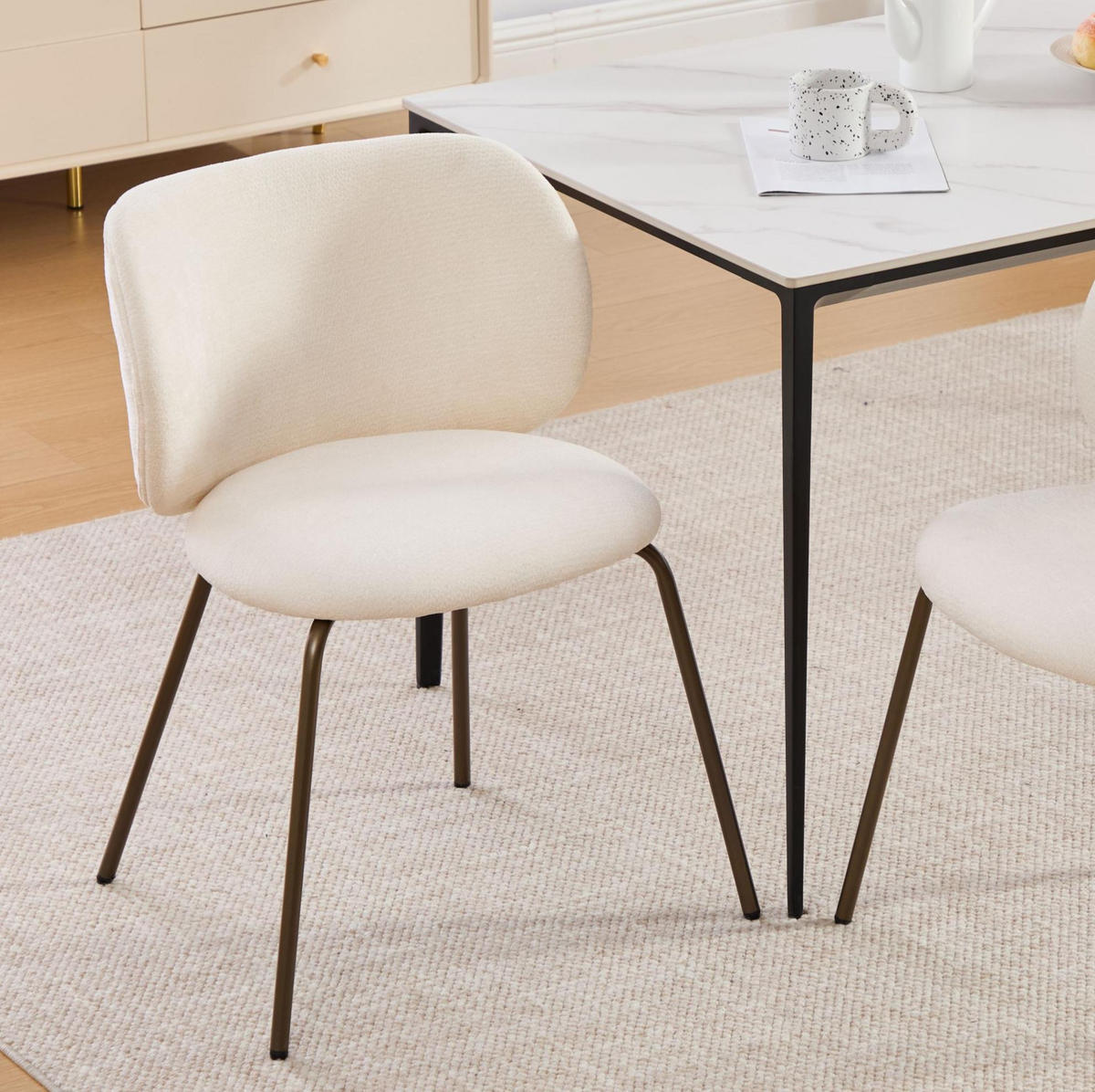 ESSZIMMERSTUHL mit gebogener Rückenlehne Chenille Creme Metallbeine - Beige, Metall (46.5/80/52cm) - Meubliv