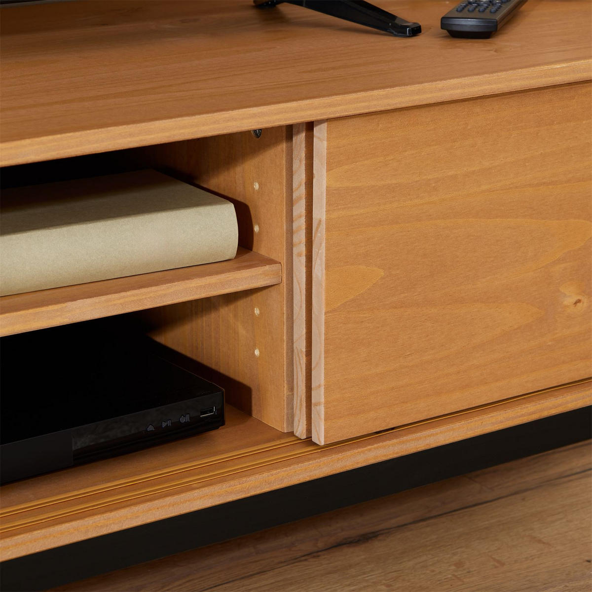 LOWBOARD SELMA - Hellbraun, Holz (145/47/47cm) - IDIMEX