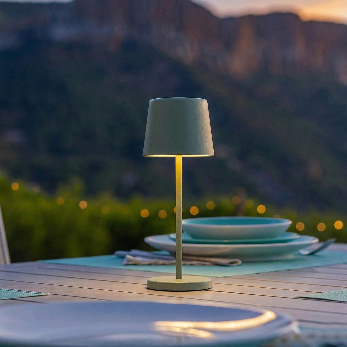 MINI KELLY Kabellose Tischleuchte H22CM - Grün, Metall (9/9/22cm) - Lumisky