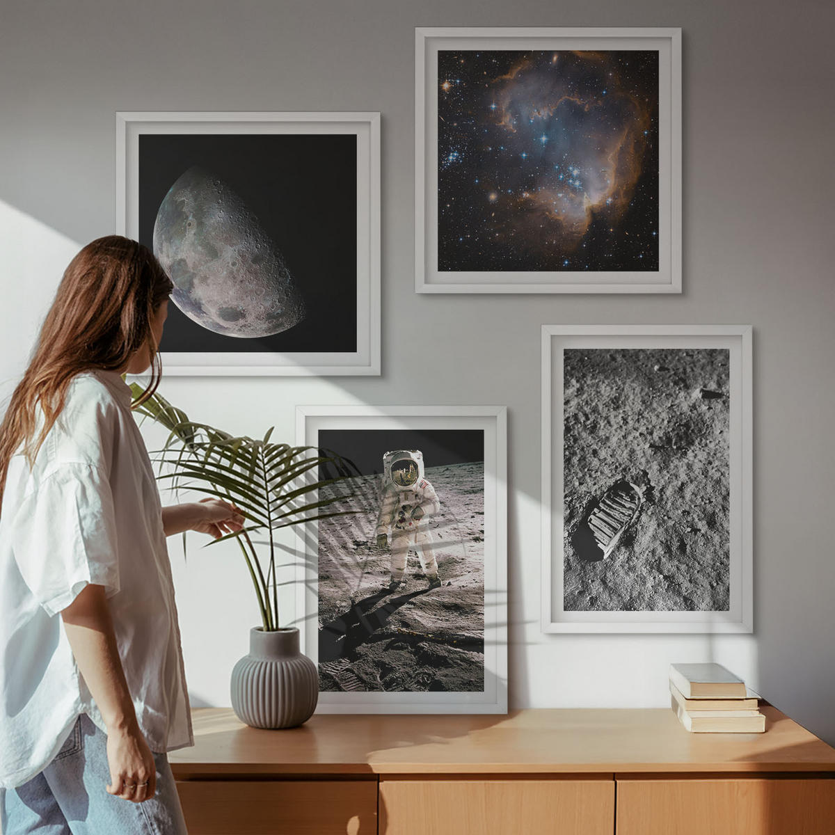 WANDBILDER 4er-Set - 50x50 cm & 40x60 cm Weißer Rahmen - Astronautenfoto vom Mond - Weiß, Kunststoff (50/50cm) - ArtPrintCave