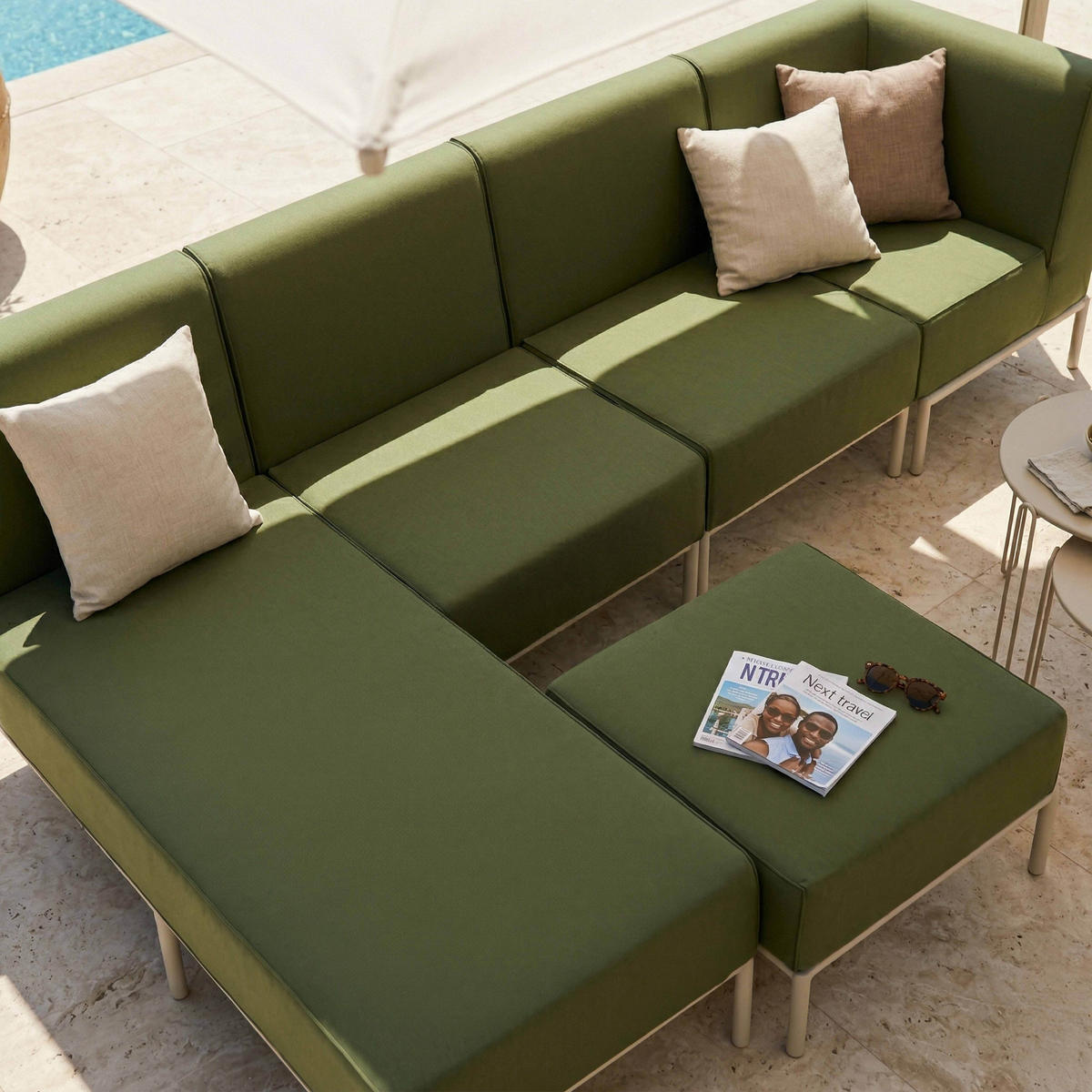 GARTENSOFA mit 5 Sitzplätzen, Khakigrün - Grün, Textil (153/78/360cm) - Oviala