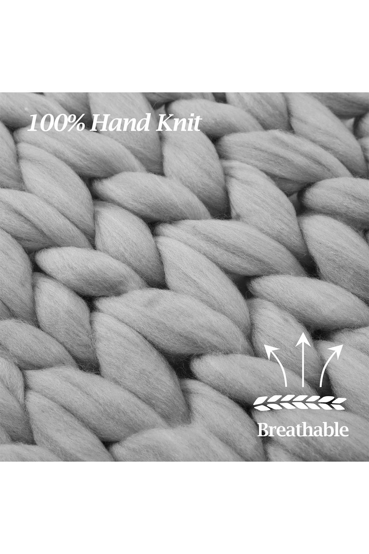 DECKE mit groben Webtechnik handgewebt Gestrick aus Polyester in Grau Rechteckig Warm & Dekorativ Pflegeleicht 120 x 150 cm - Grau, Textil (120/150cm) - Livingandhome