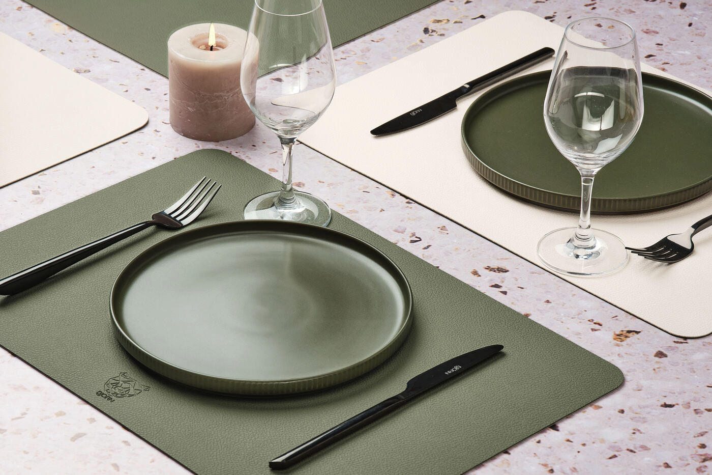 TISCHSET - 6er-Set - Recyceltes Leder in Cremeweiß und Graugrün - Weiß, Textil (30/44.5cm) - Björn