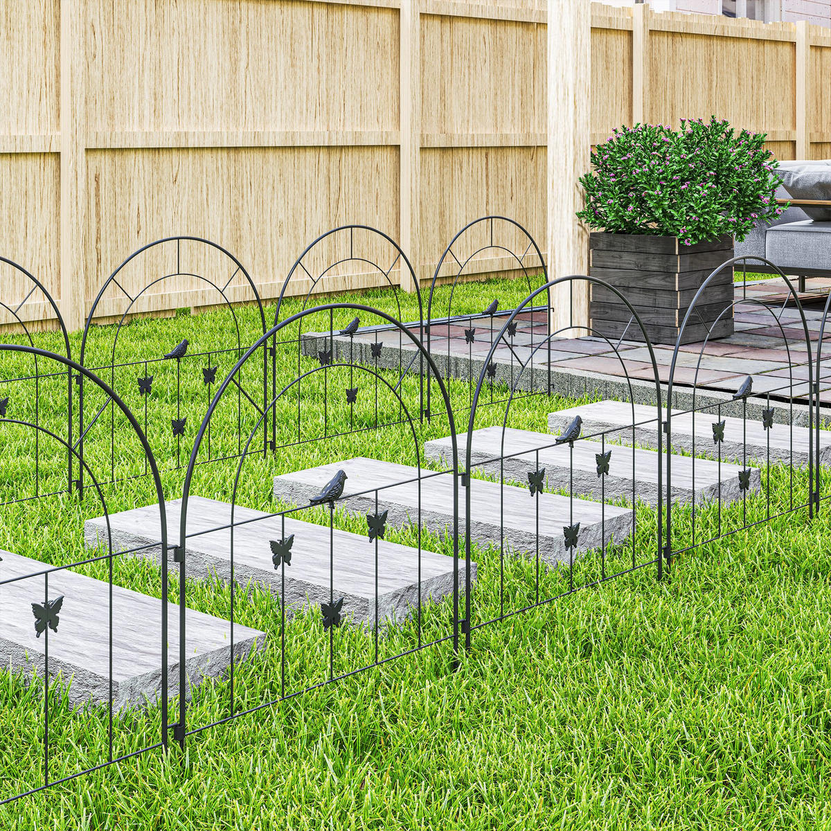 ZAHRADNÍ PLOT z oceli 300 cm x 70 cm - černá, kov (1/70cm) - Outsunny