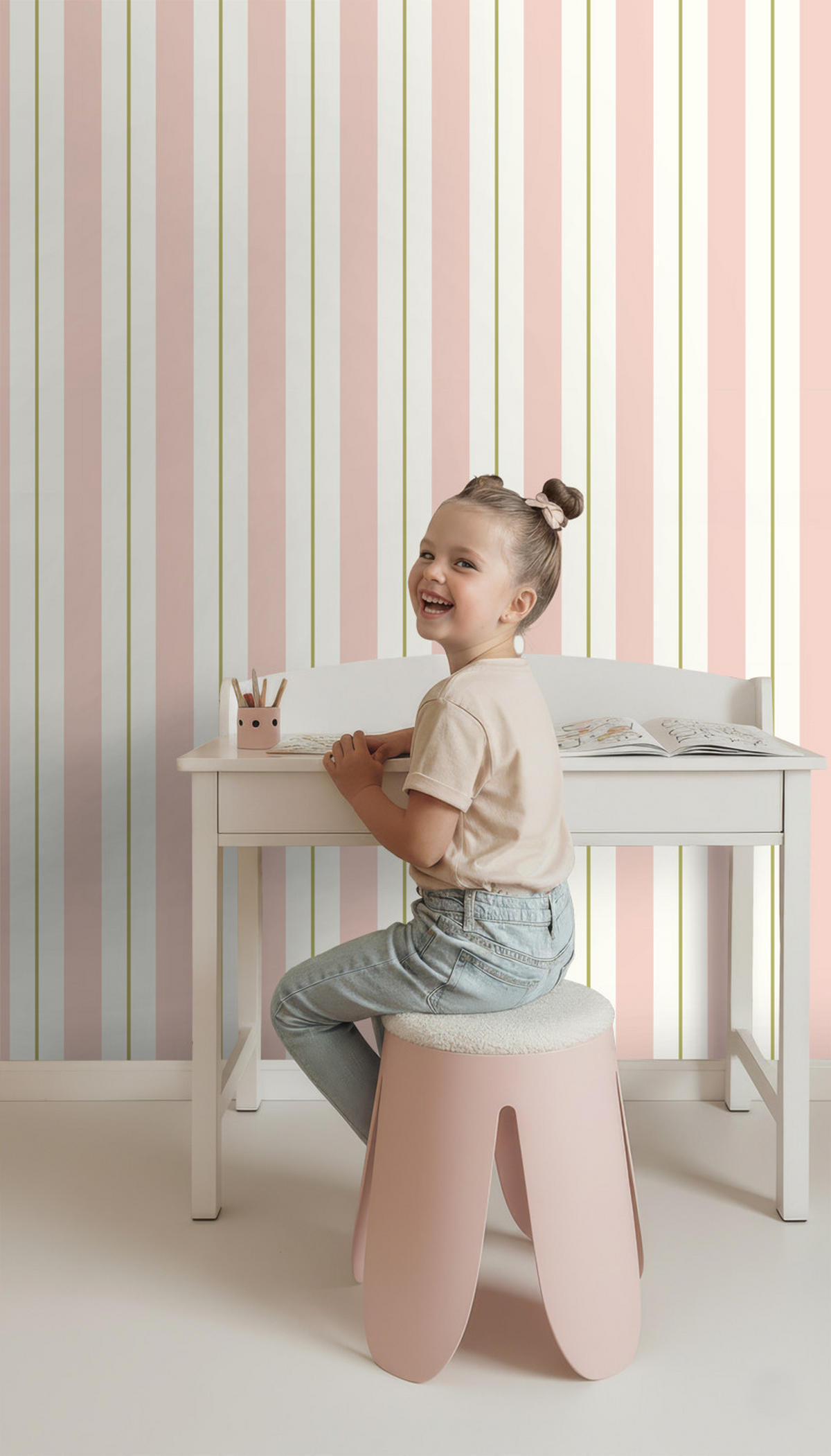 TAPETE Streifen 0.53 x 10.05 m - Pink, Papier (53/1000cm) - ESTAhome