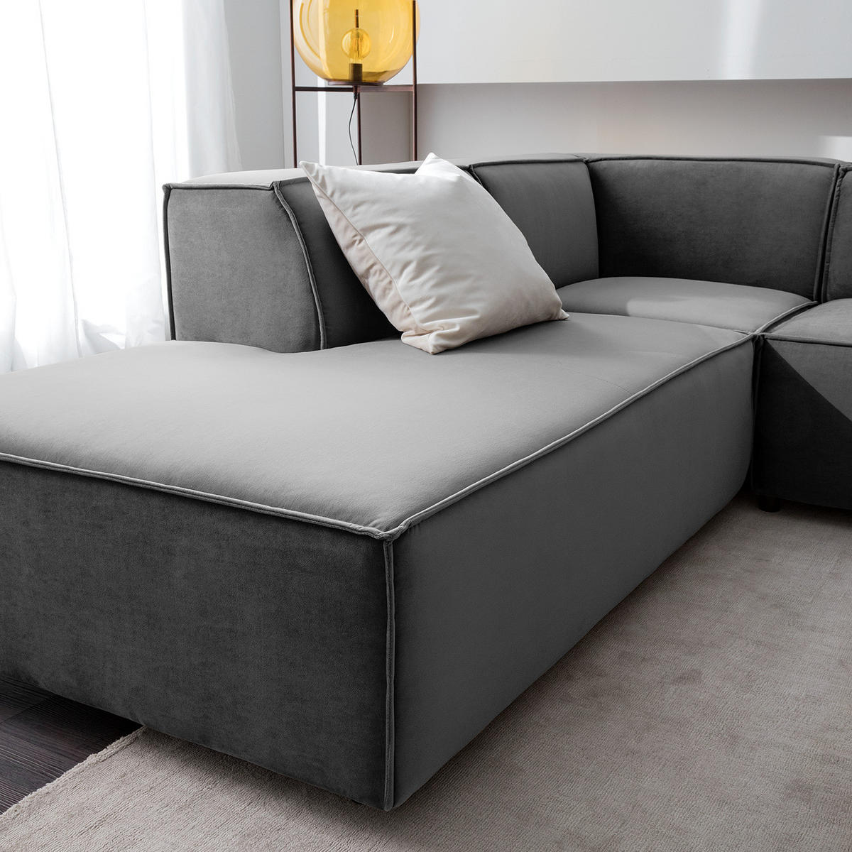 WOHNLANDSCHAFT mit Longchair & Ottomane - Schwarz/Grau, Kunststoff/Textil (369/70/234cm) - home24