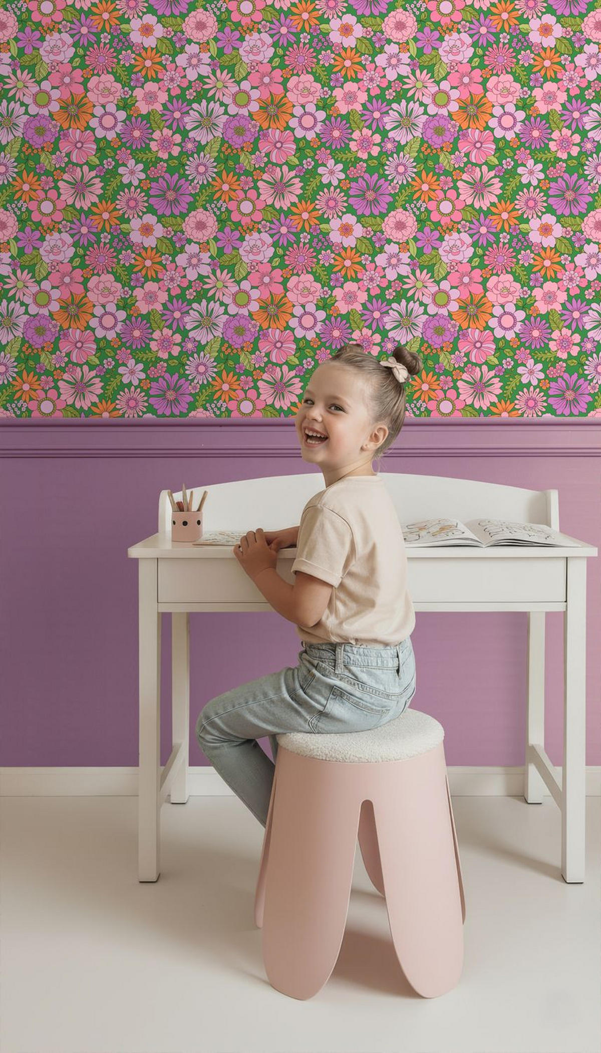 TAPETE Retro Blumen 50 x 900 cm - Grün, Papier (50/900cm) - ESTAhome