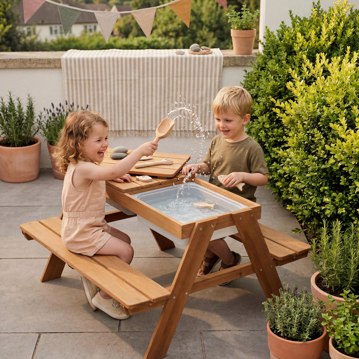 KINDERSITZGARNITUR OUTDOOR + mit Spielwannen und Bankkissen - Teakfarben, Holz - Roba