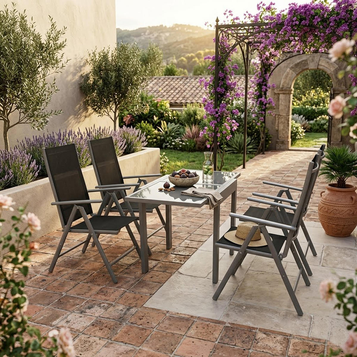 GARTEN-GARNITUR Ashford - 5-teilige Garten-Essgruppe (4x Klappsessel mit Armlehnen, 1x Auszieh-Tisch 65/130x65cm), Gestell Aluminium - Schwarz, Metall - TPFGarden